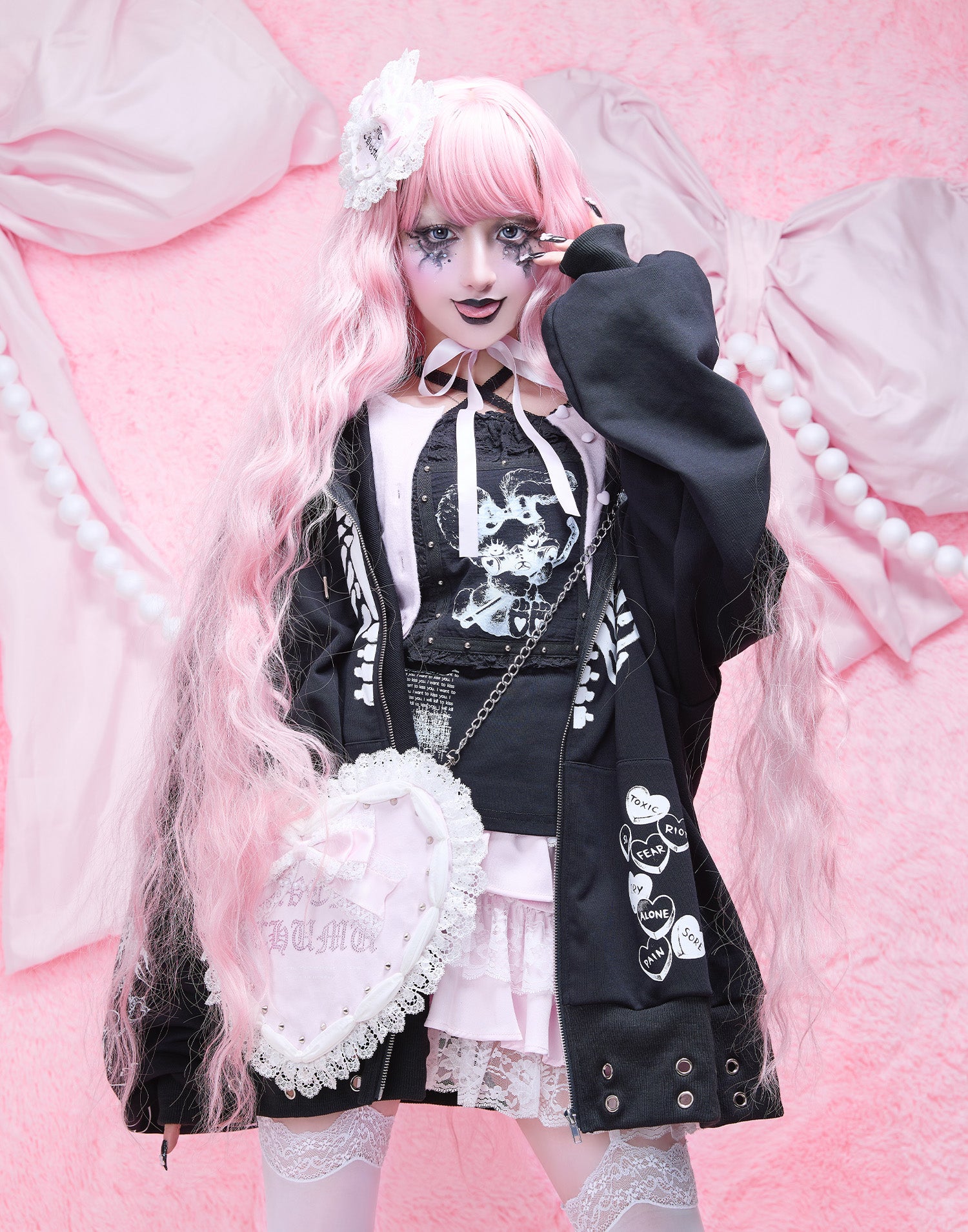 AVENCHUMU Eat Me Drink Me knit cardigan