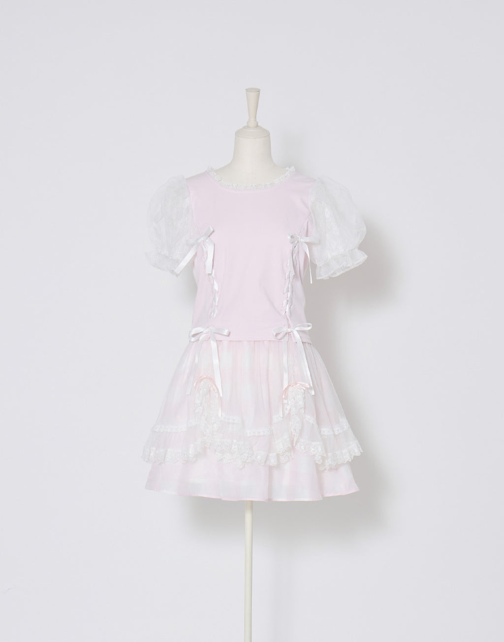 mellfy memory Twin lace-up ribbon puff T-shirt