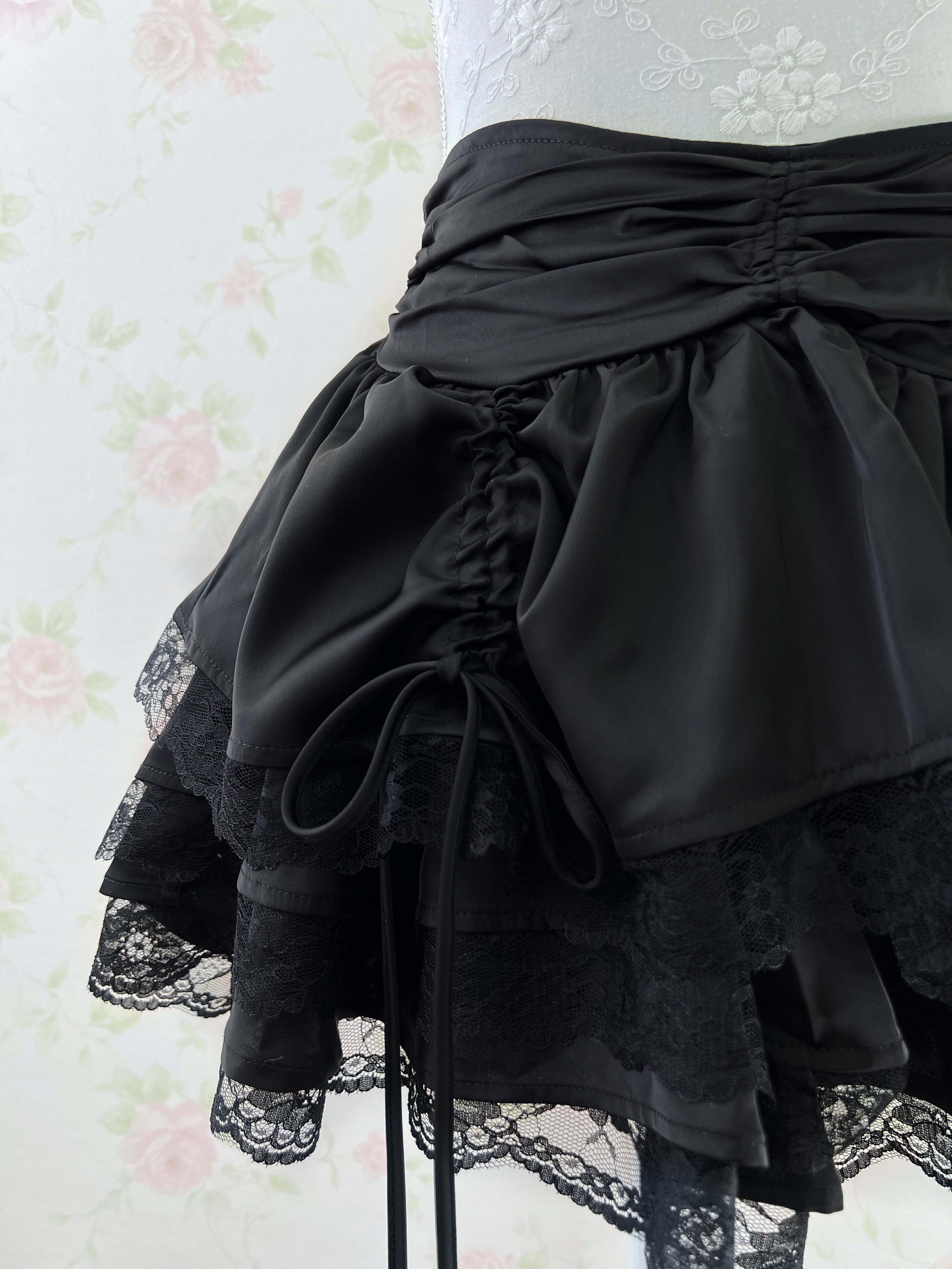 Draw String Layered Sukapan (Black)