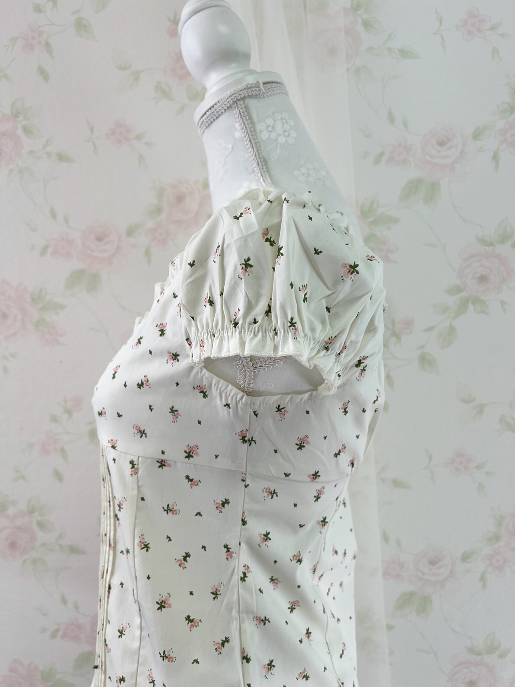 Petite Floral Puff Sleeved Cotton Blouse (Ivory)
