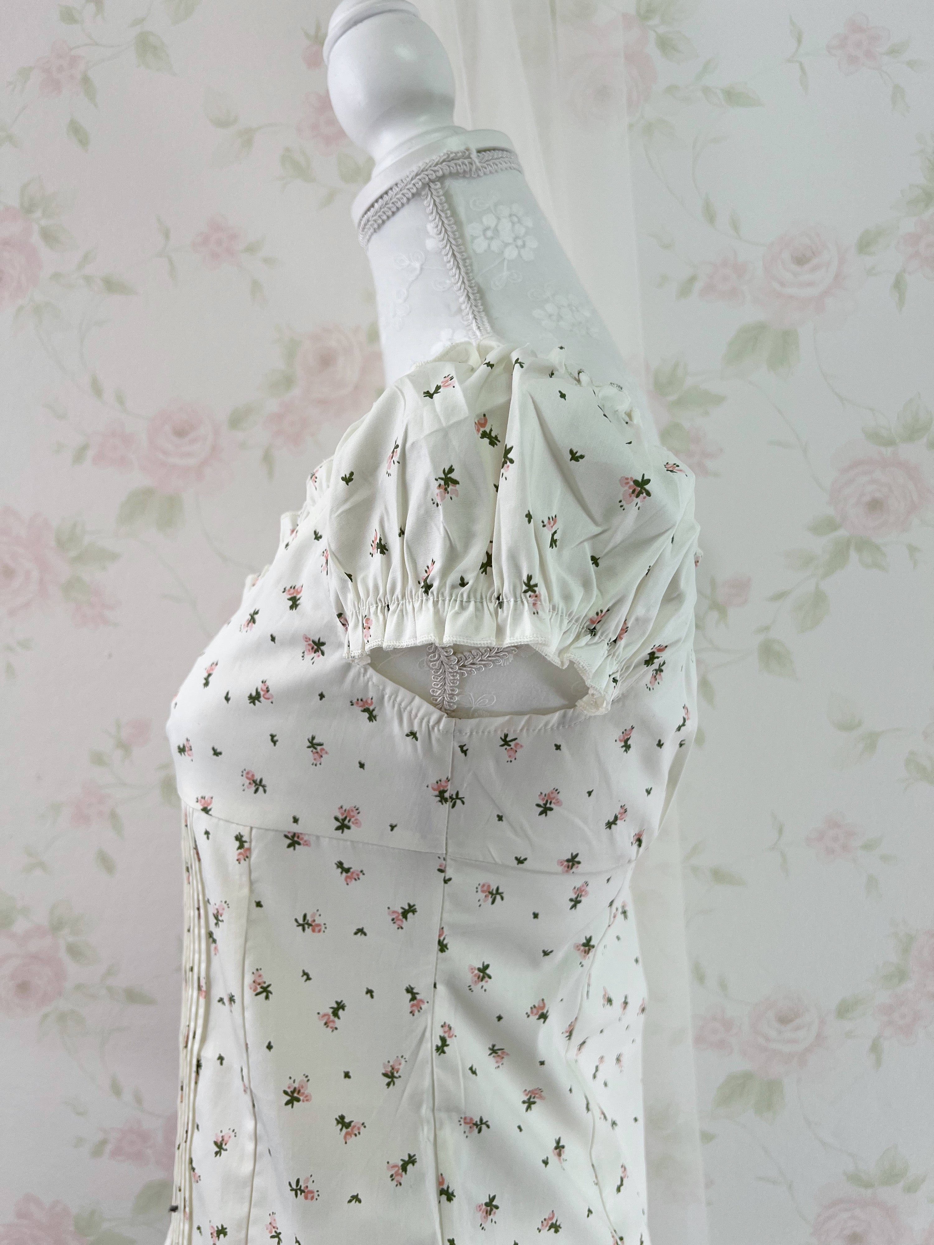 Petite Floral Puff Sleeved Cotton Blouse (Ivory)