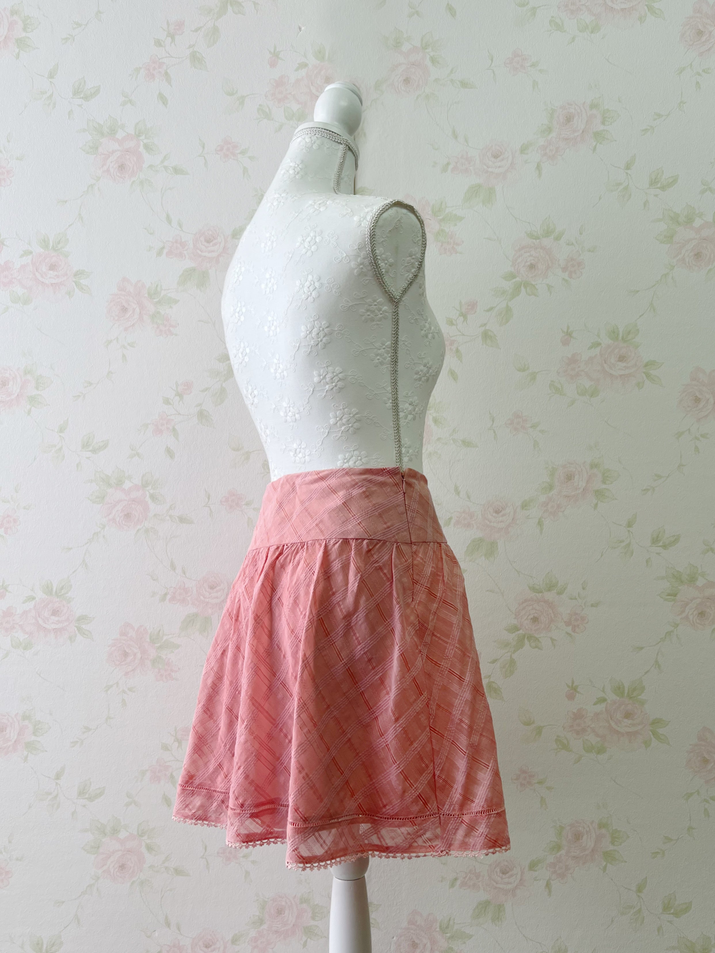 LODISPOTTO Sheer Checked Skirt