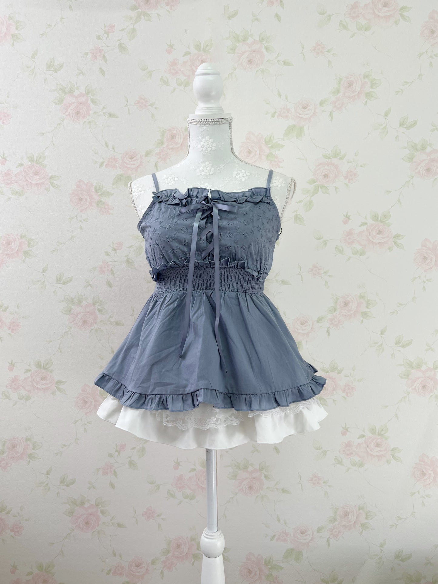 GRL Cotton Floral Embroidery Camisole (Blue)