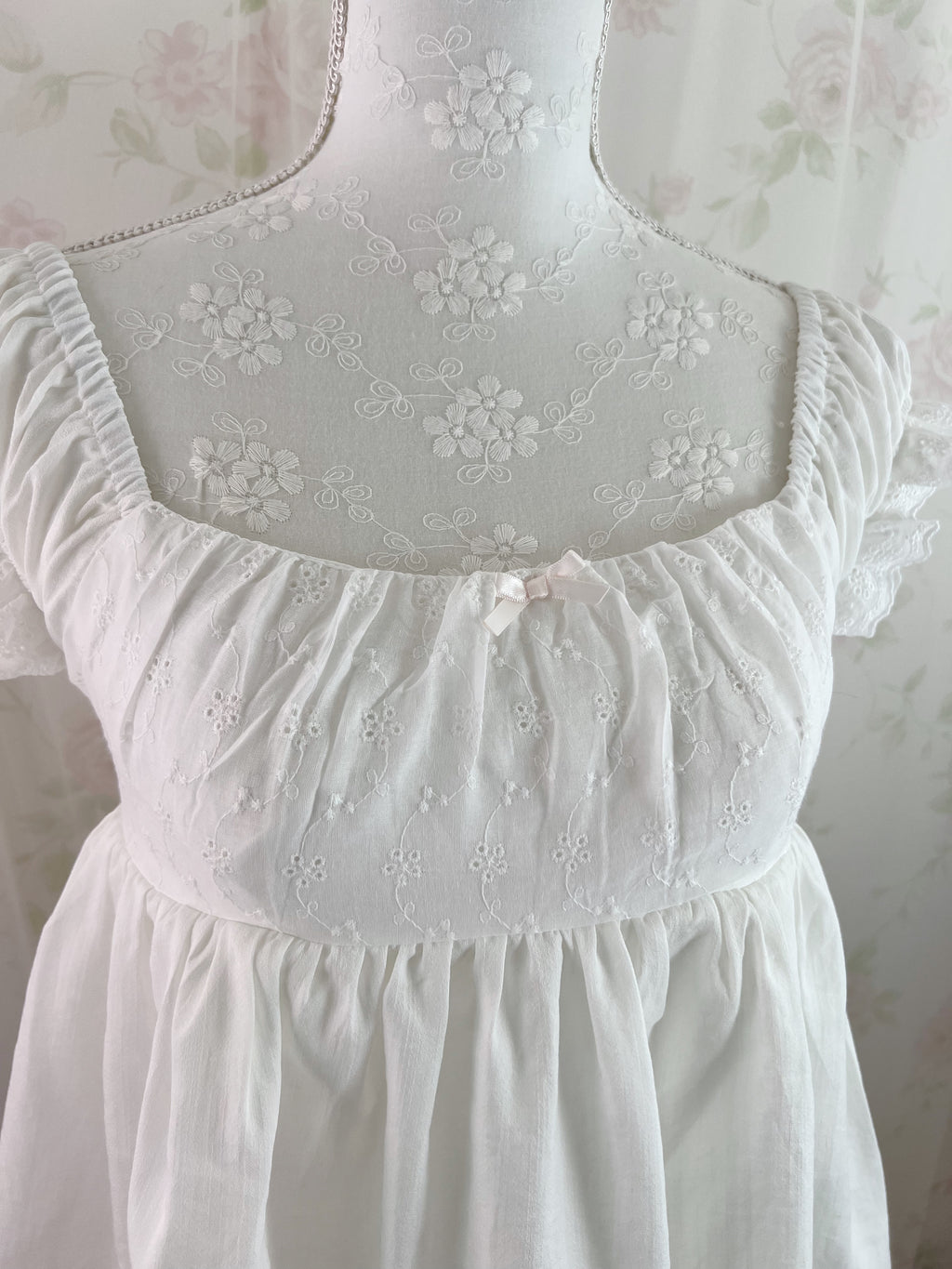1998beforethedawn Bella Top