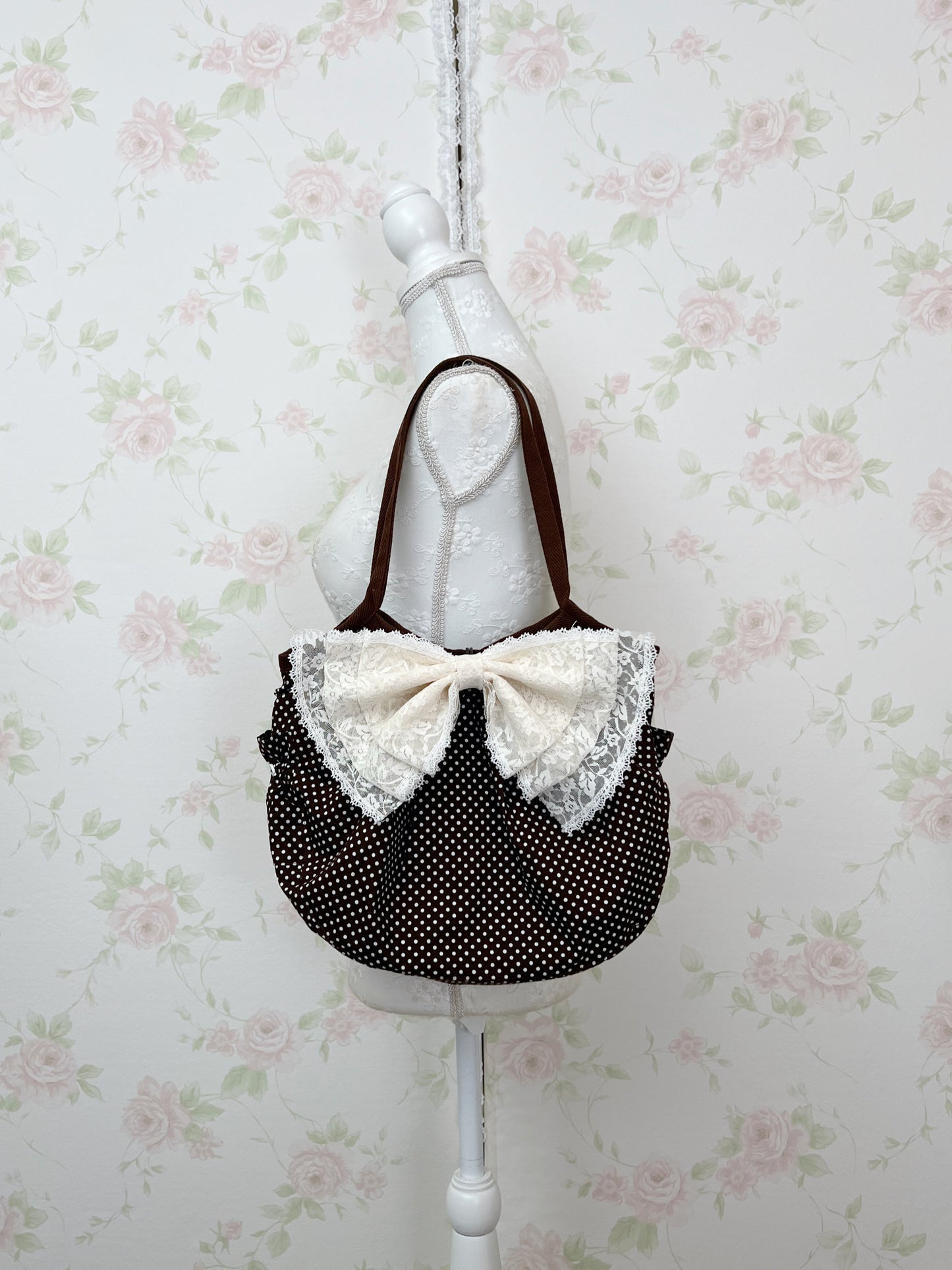 Kirallum Tokyo Handmade Polka Dot Balloon Bag (Chocolate)
