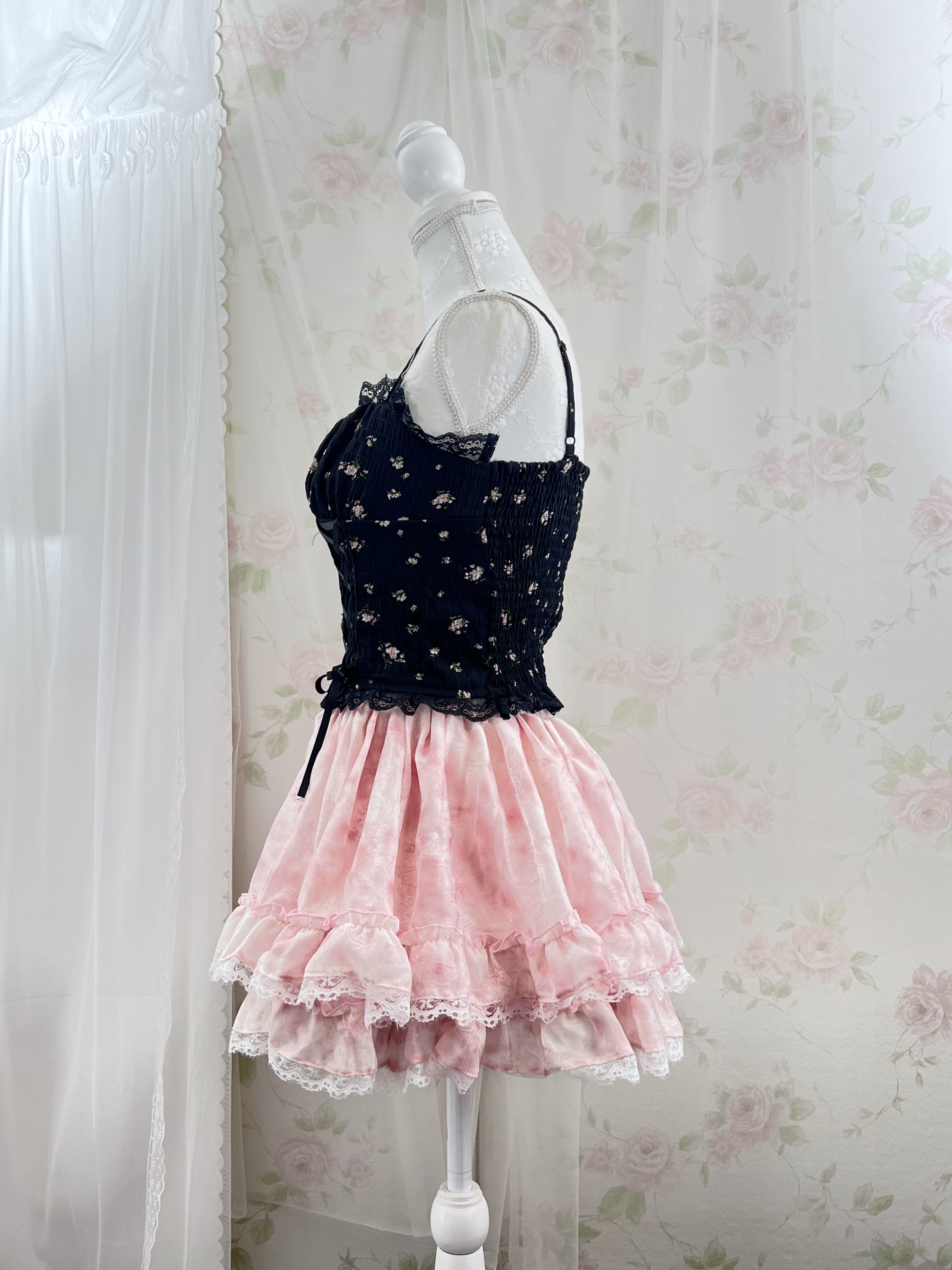 Petite Floral Laced Up Camisole (Black)