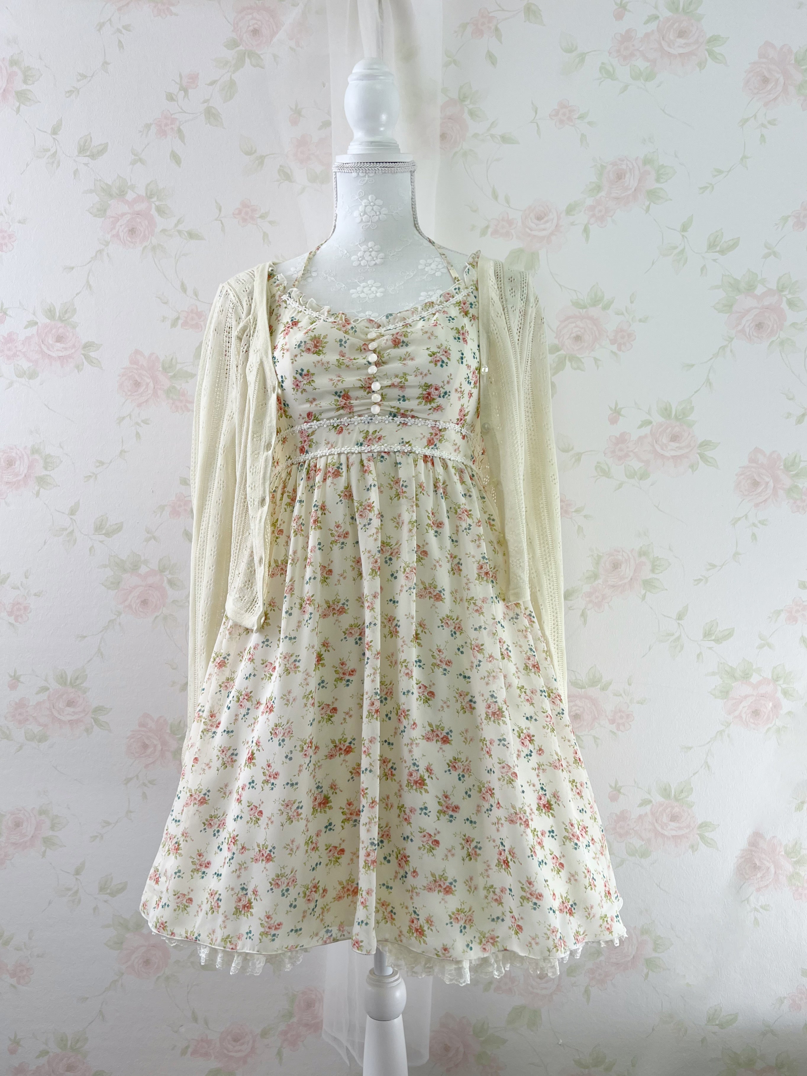 V Neck Shoujo Cardigan (Butter Yellow)