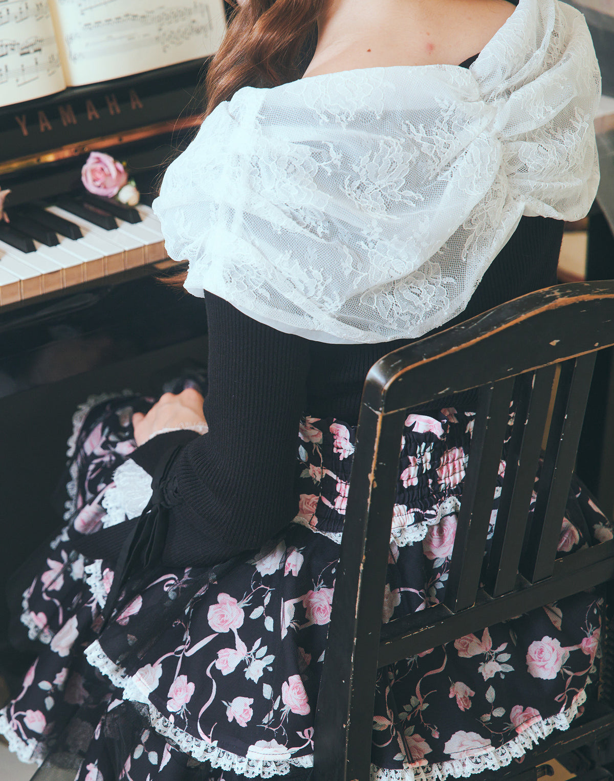 mellfy memory Melty race flare sleeve cape knit