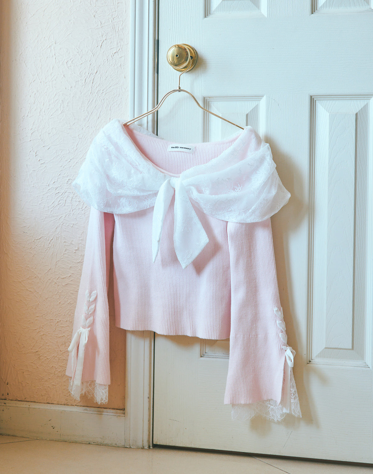 mellfy memory Melty race flare sleeve cape knit