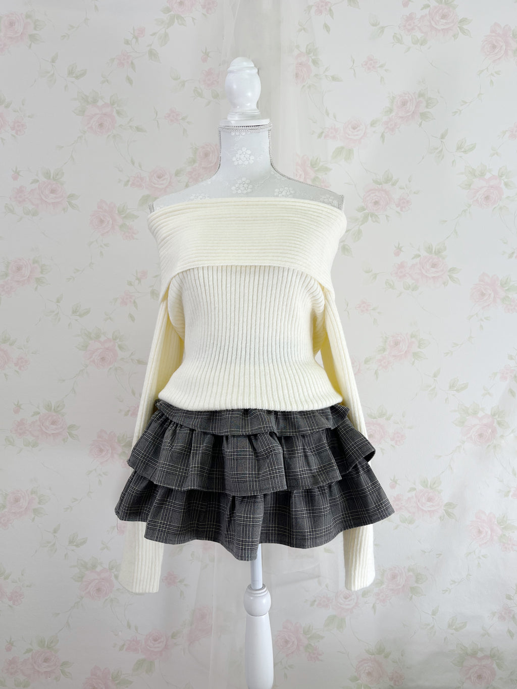Sweet Tiered Checked Skirt (Gray)