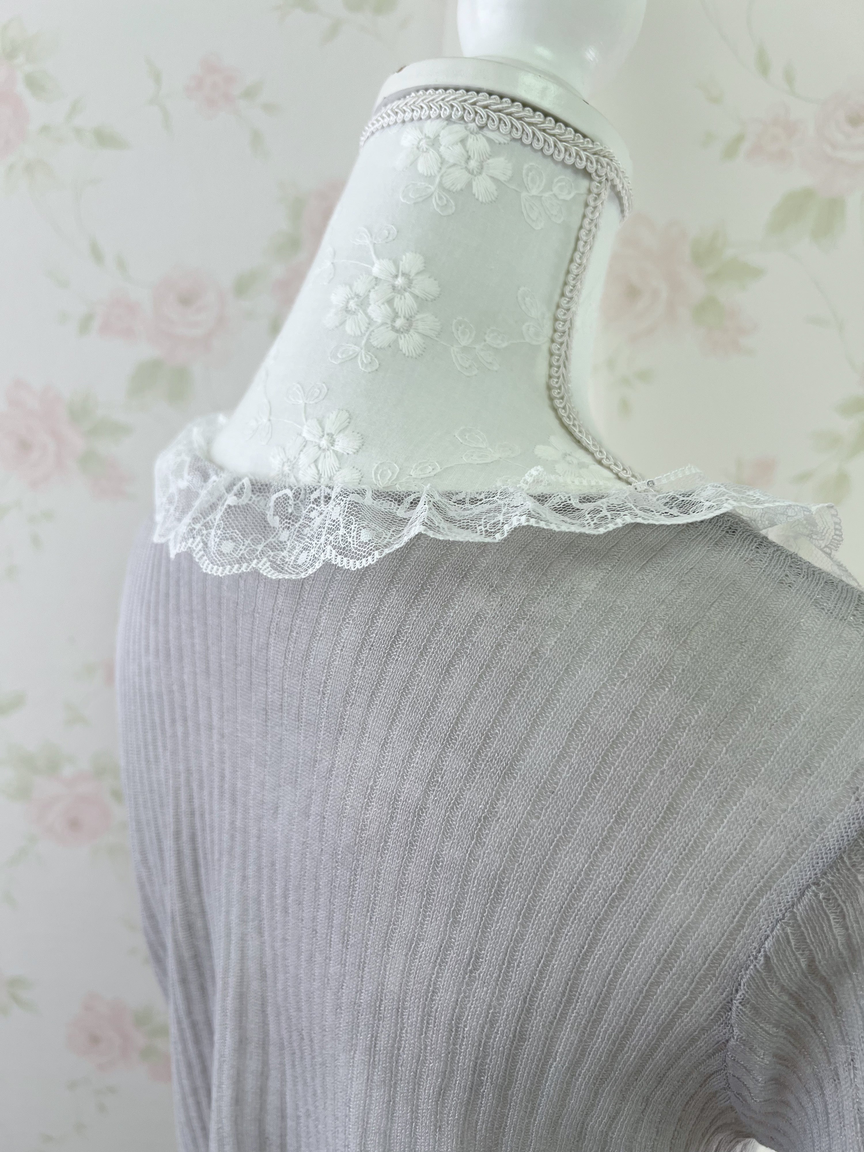 Lacy Lacy Princess Sleeve Cardigan (Gray)