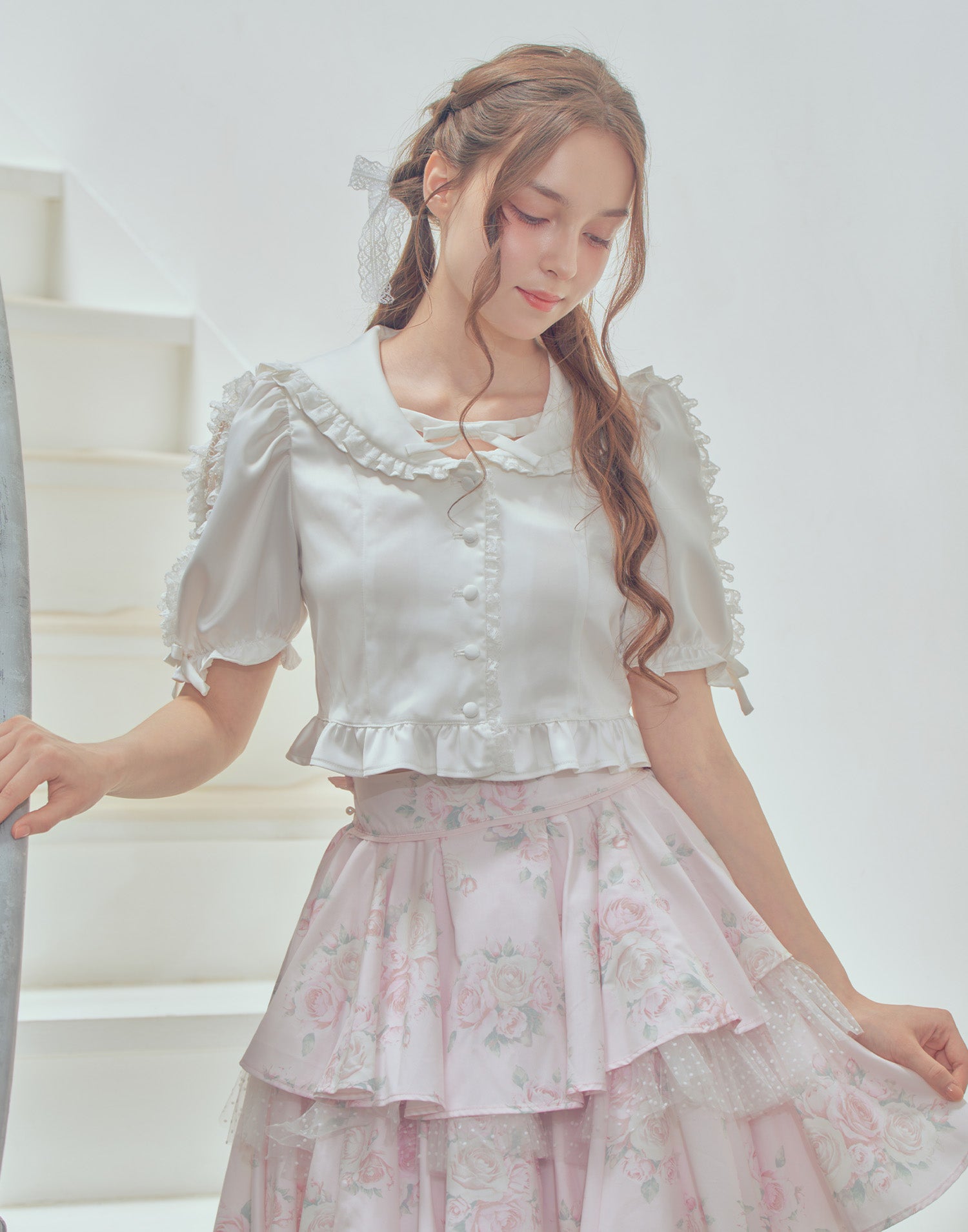 (Pre-order) mellfy memory Lace sleeves sweet satin blouse