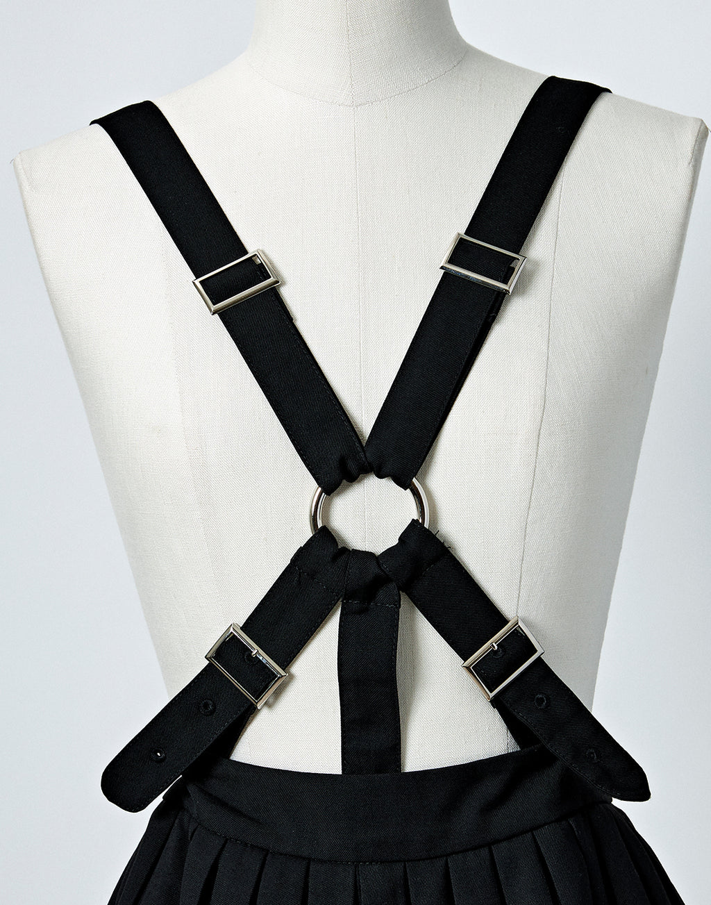 Girls pleated harness skirt
