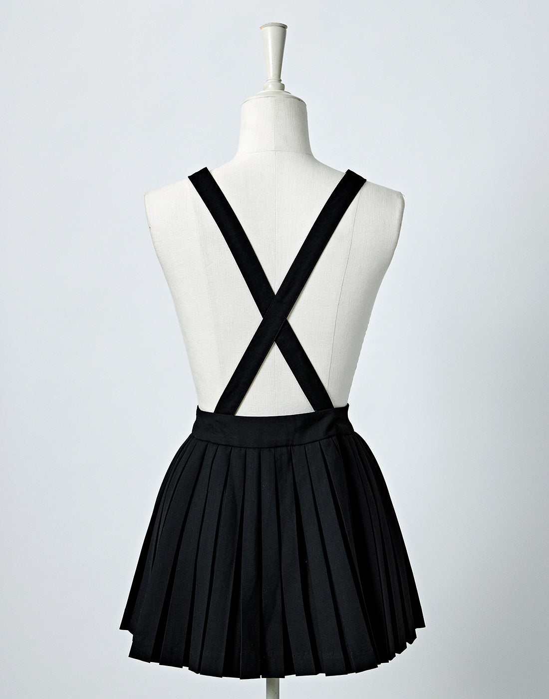 Girls pleated harness skirt