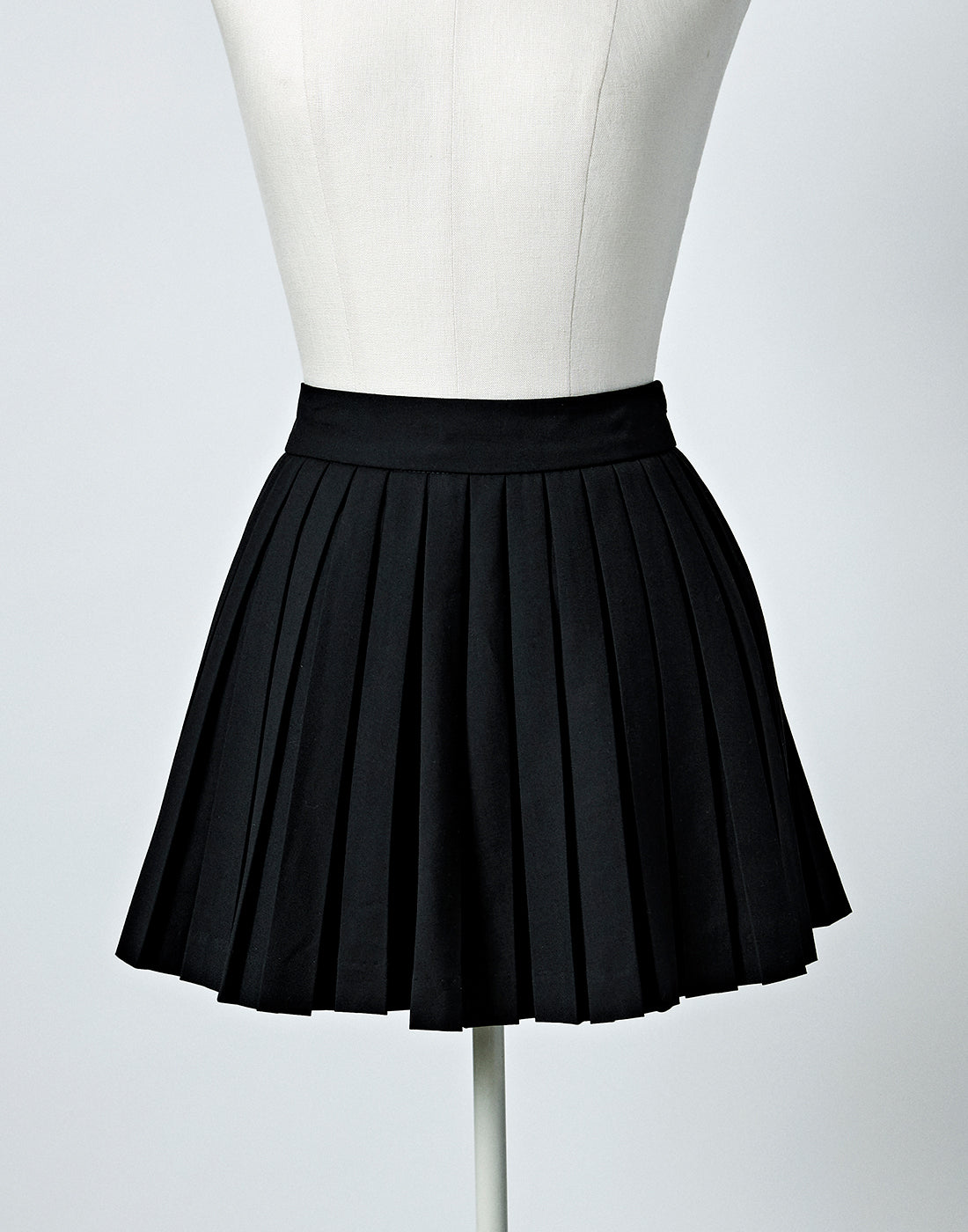Girls pleated harness skirt