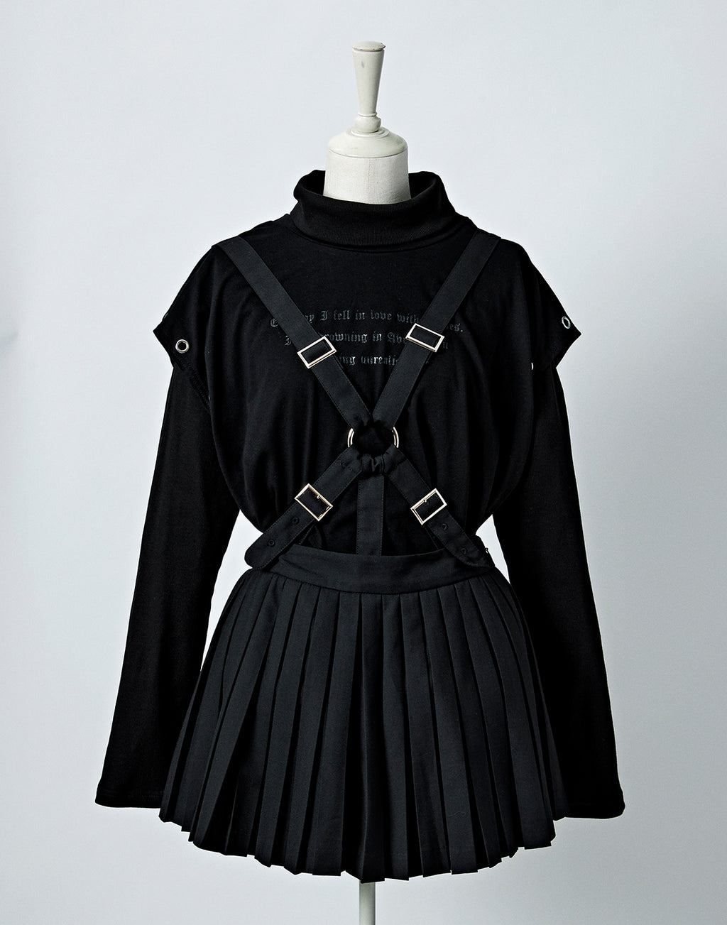 Girls pleated harness skirt