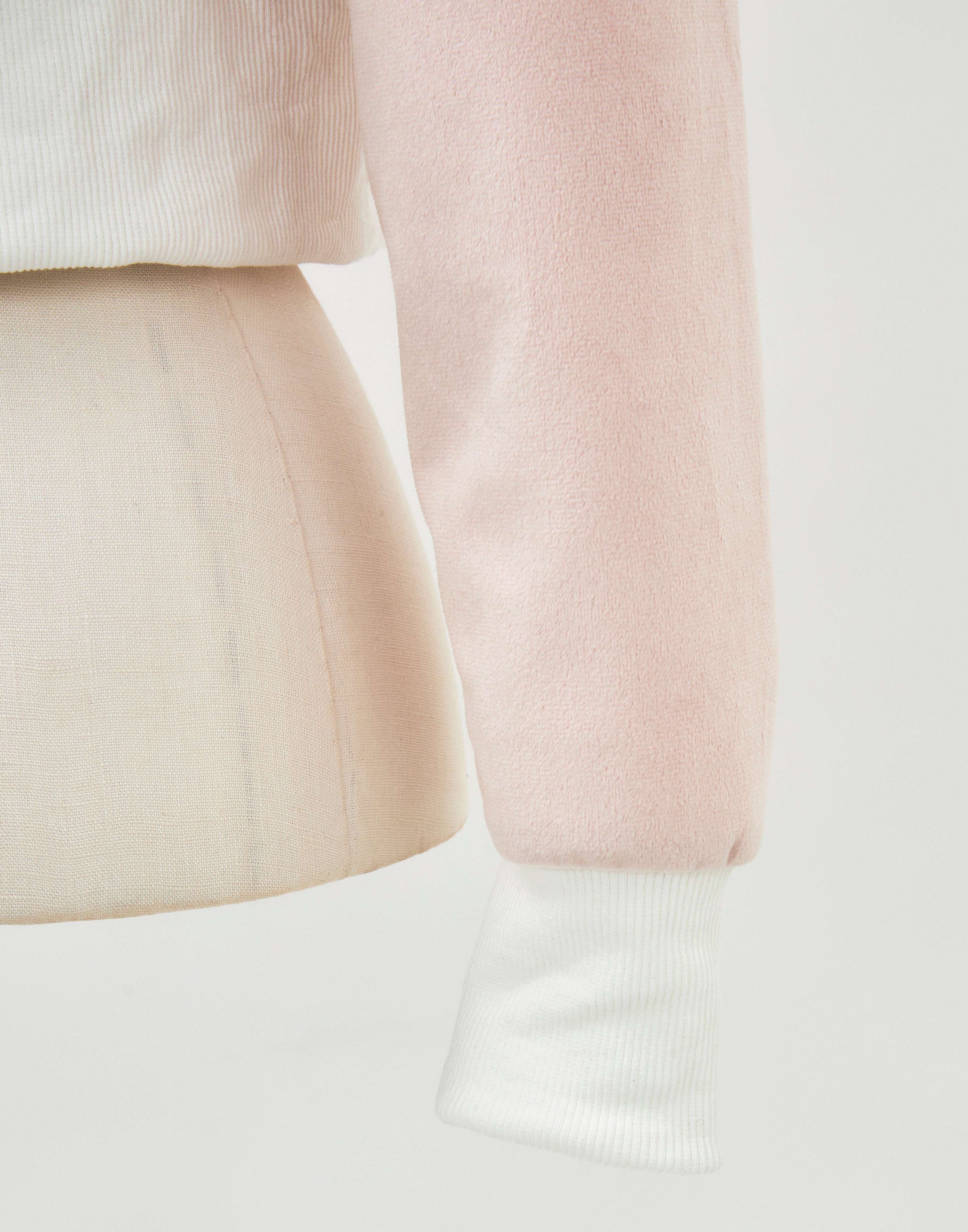 Love heart's cake zip outer