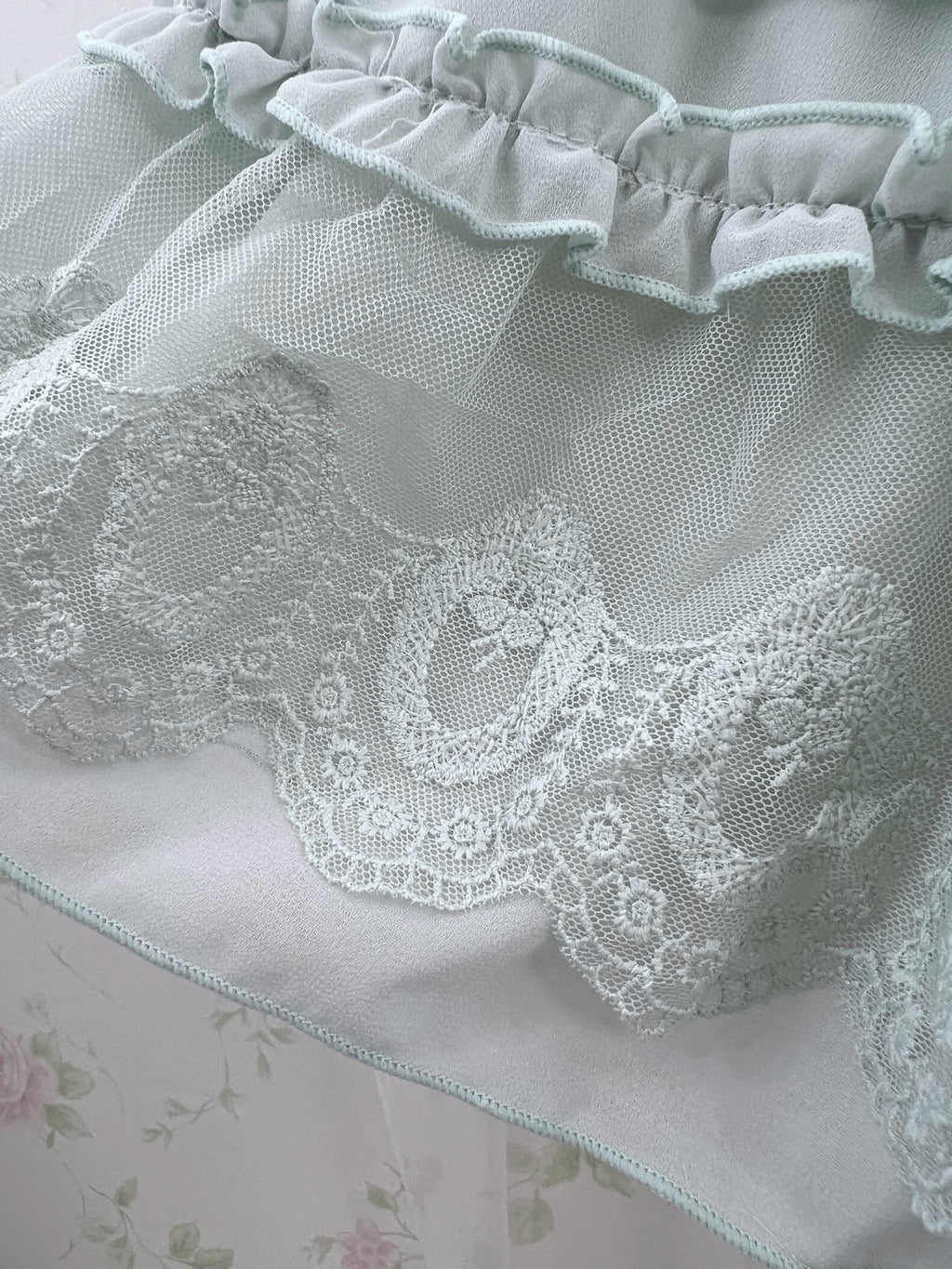 axes femme Lace Hem Chiffon Skirt (Mint Green)