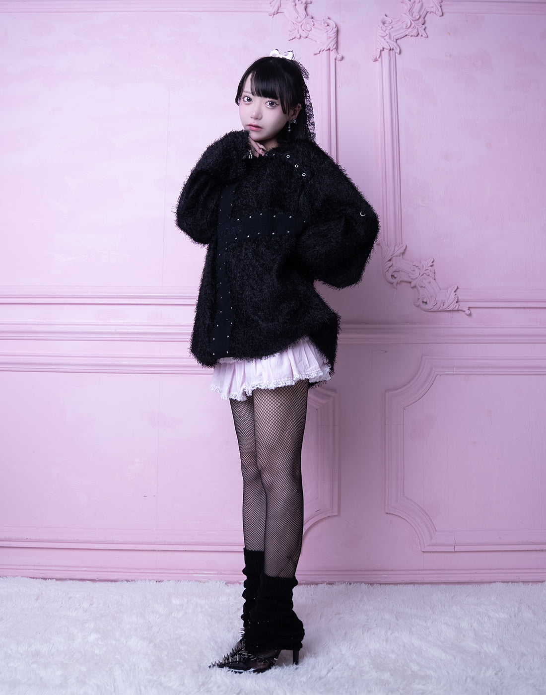 <Deliver in Late September> AVENCHUMU Studs cross shaggy tops