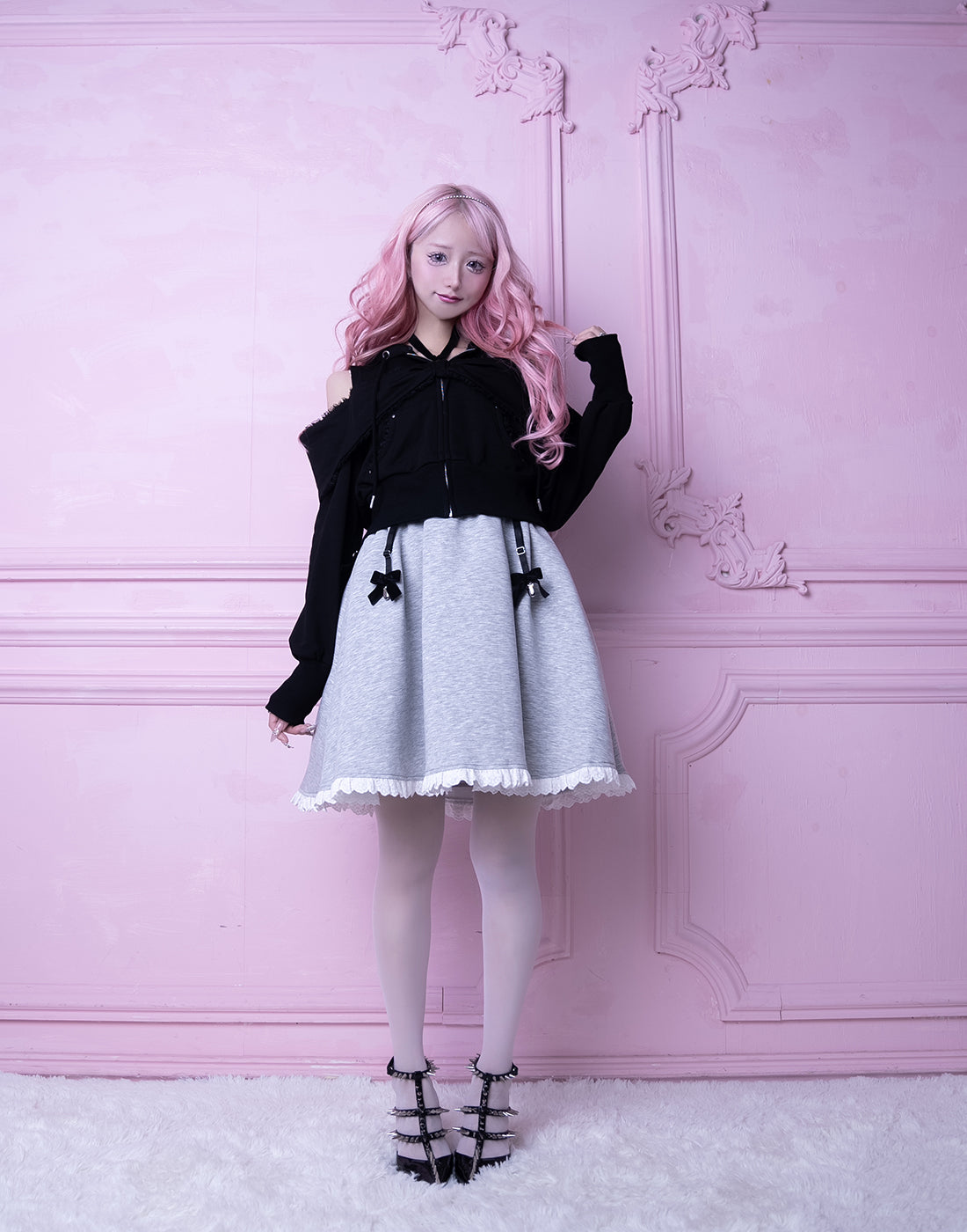 AVENCHUMU Ribbon shoulder zip hoodie