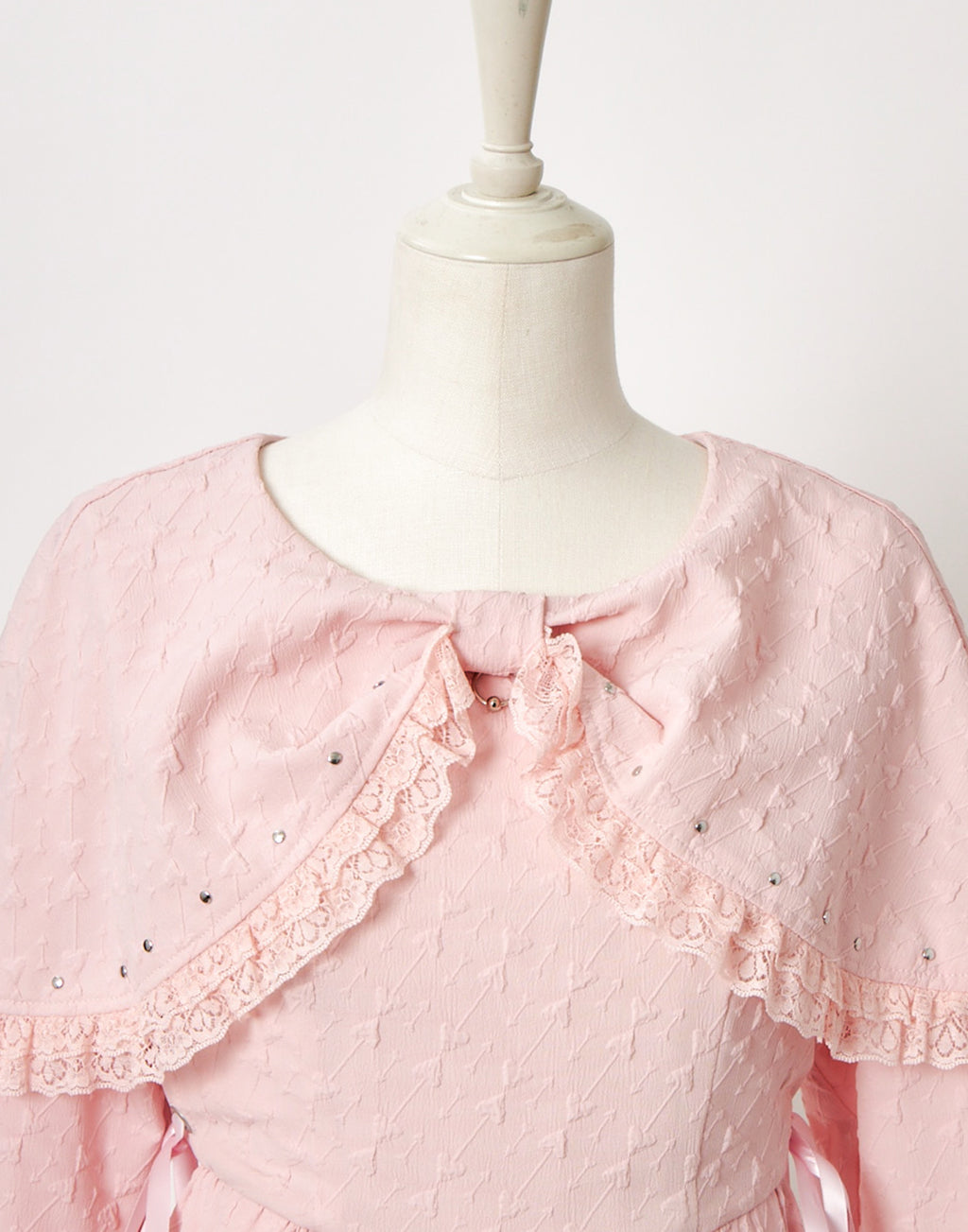 Ribbon collar doll one-piece