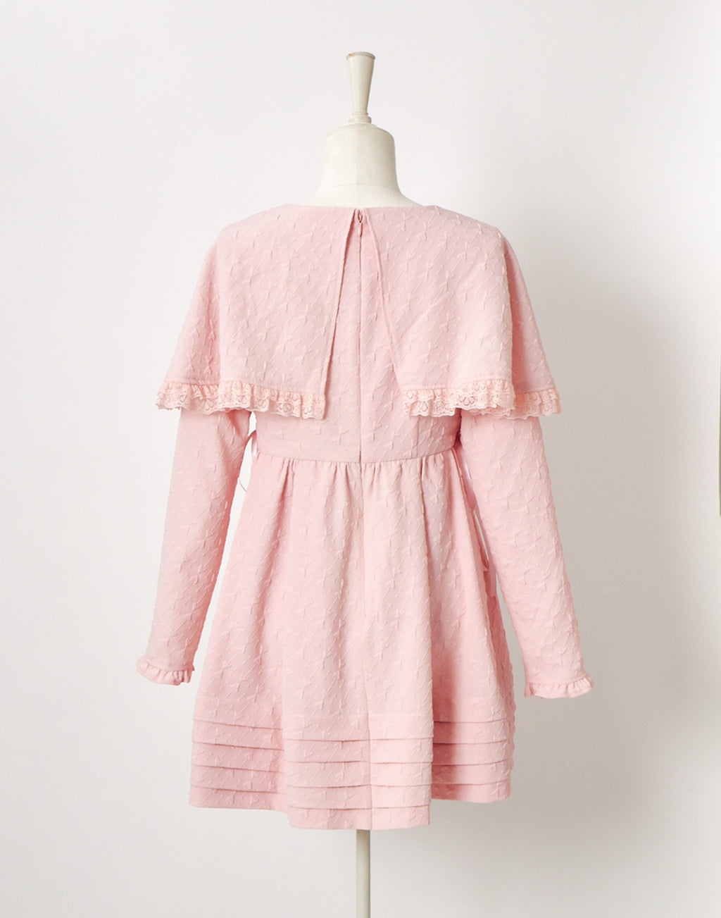 Ribbon collar doll one-piece