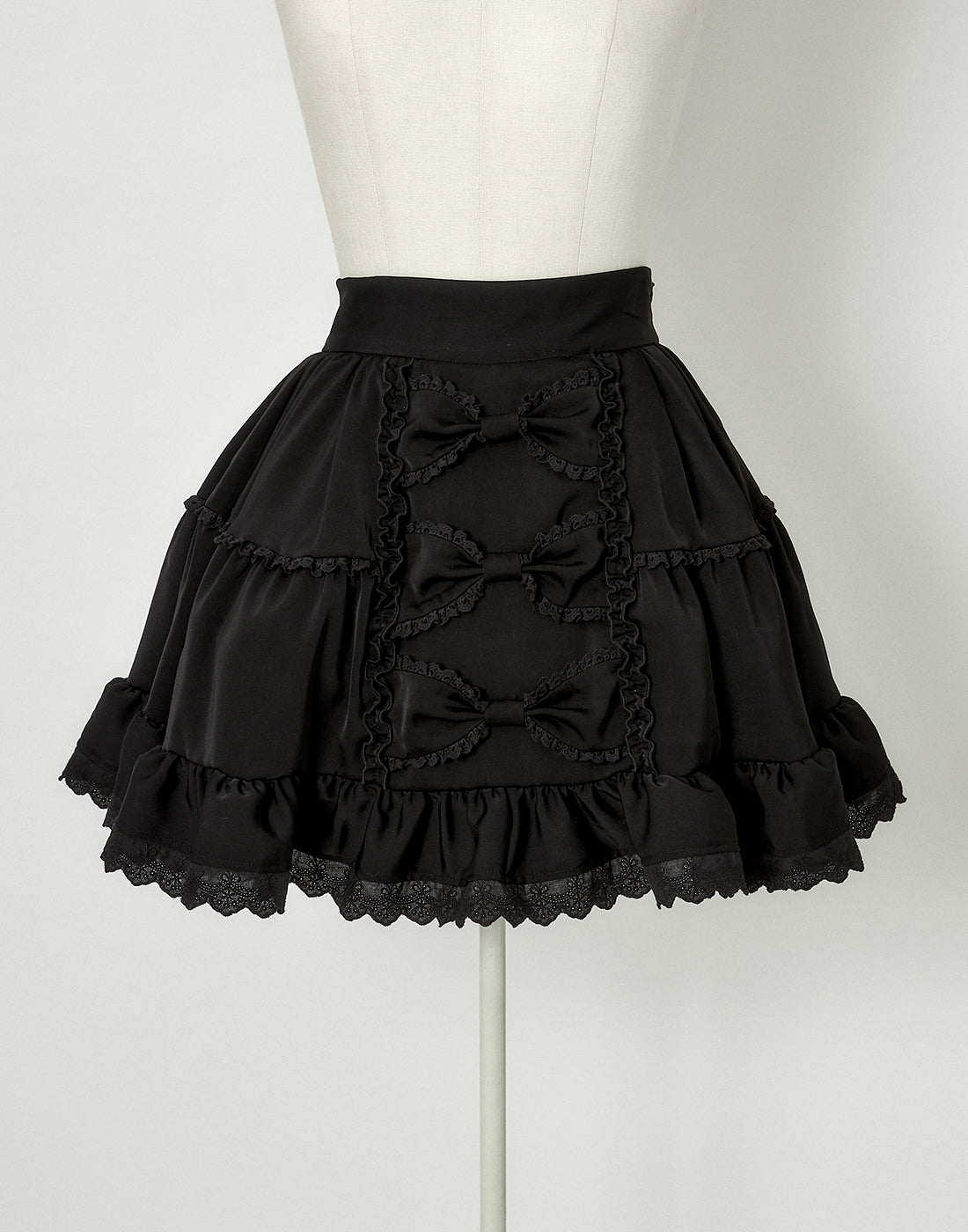Front ribbon dolly skirt