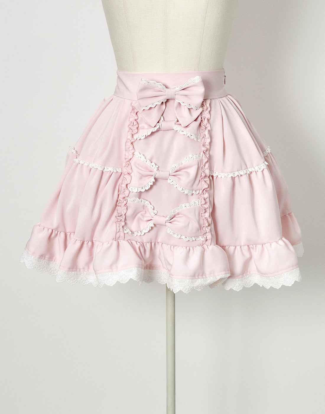 Front ribbon dolly skirt