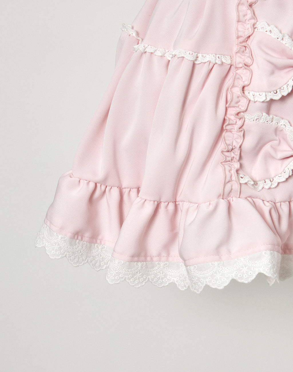 Front ribbon dolly skirt