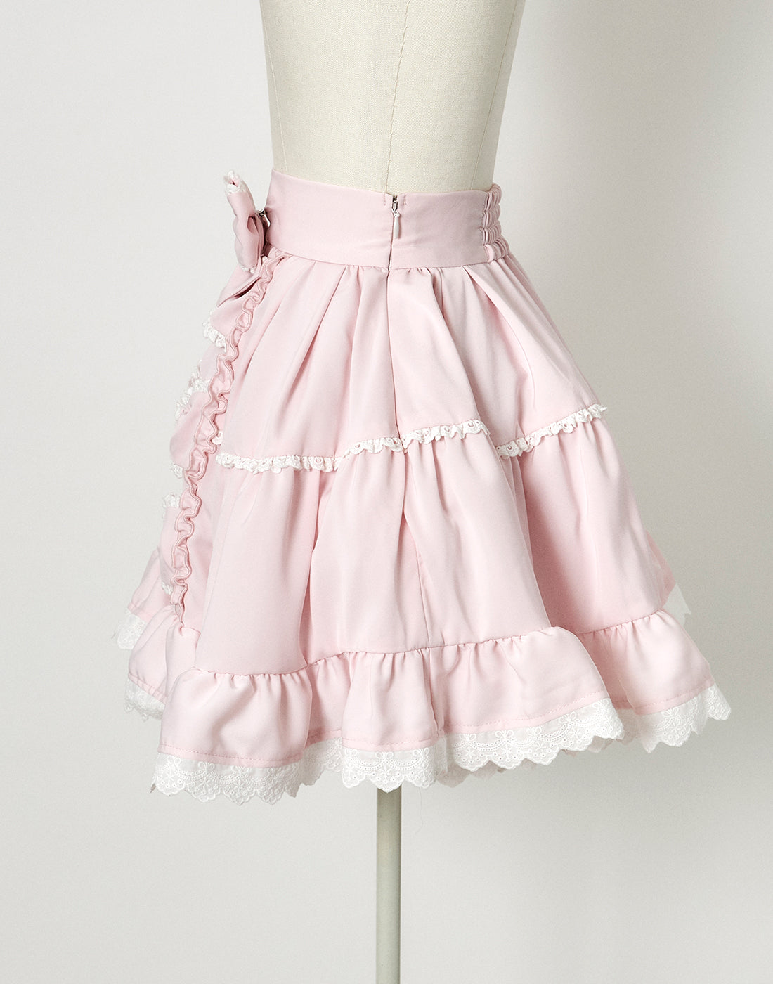 Front ribbon dolly skirt