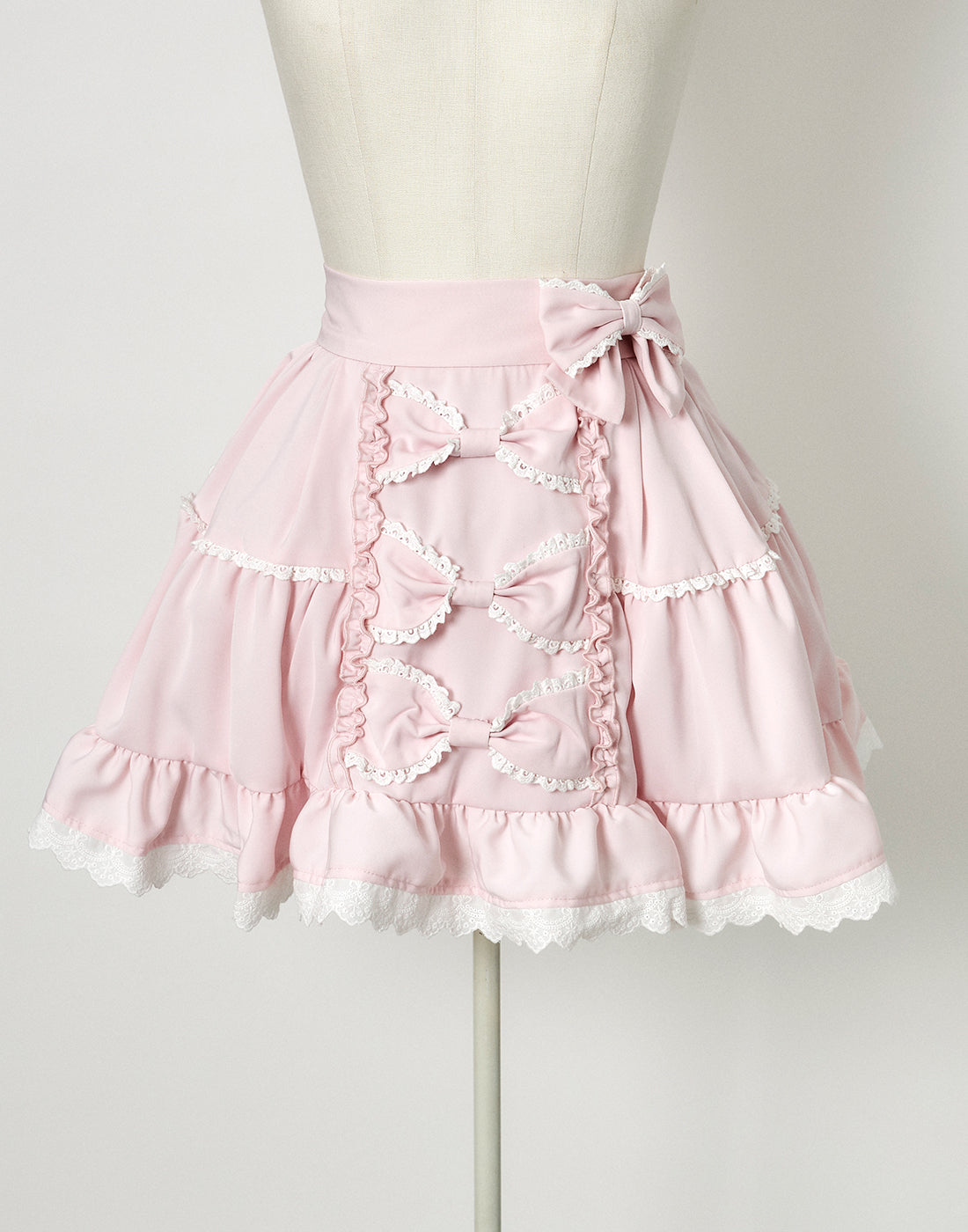 Front ribbon dolly skirt