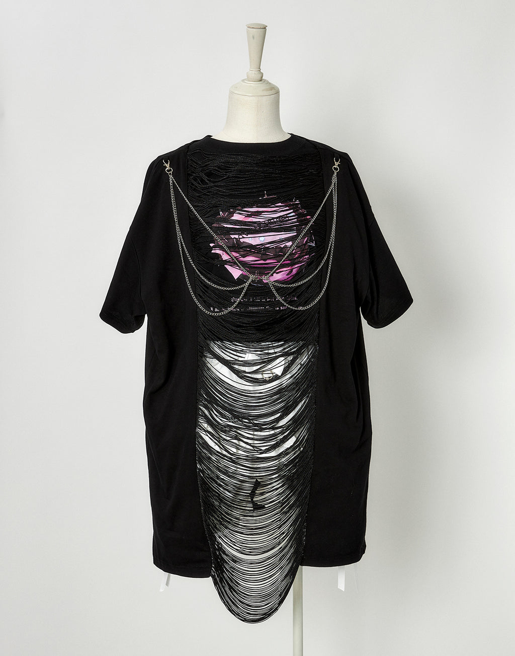Fringe bone chain t-shirt