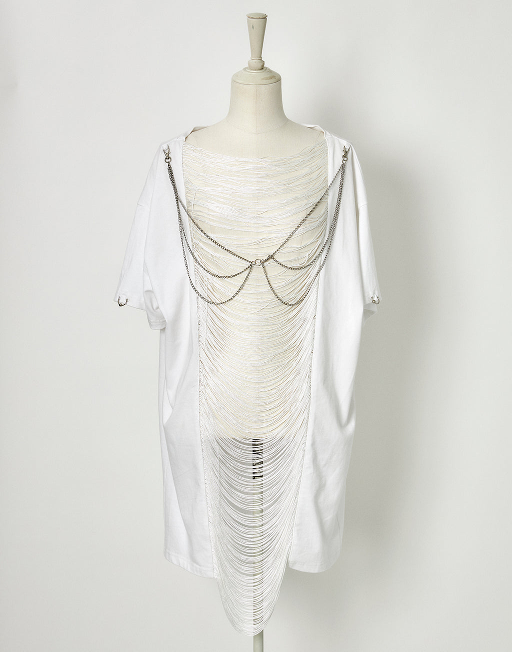 Fringe bone chain t-shirt