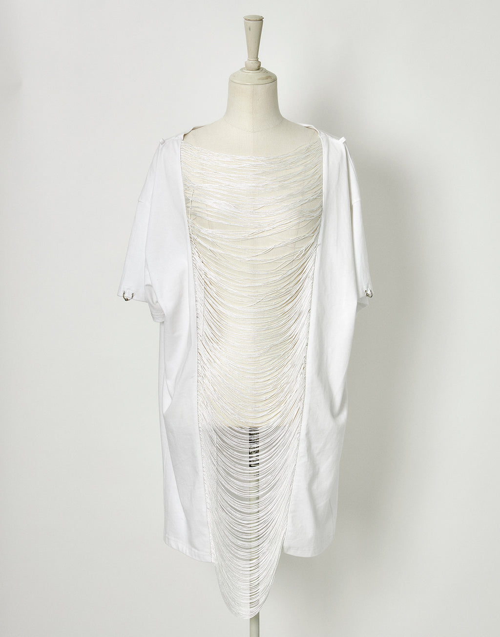 Fringe bone chain t-shirt
