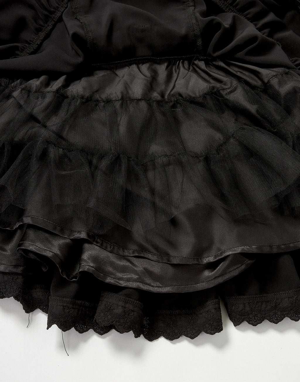 Front ribbon dolly skirt