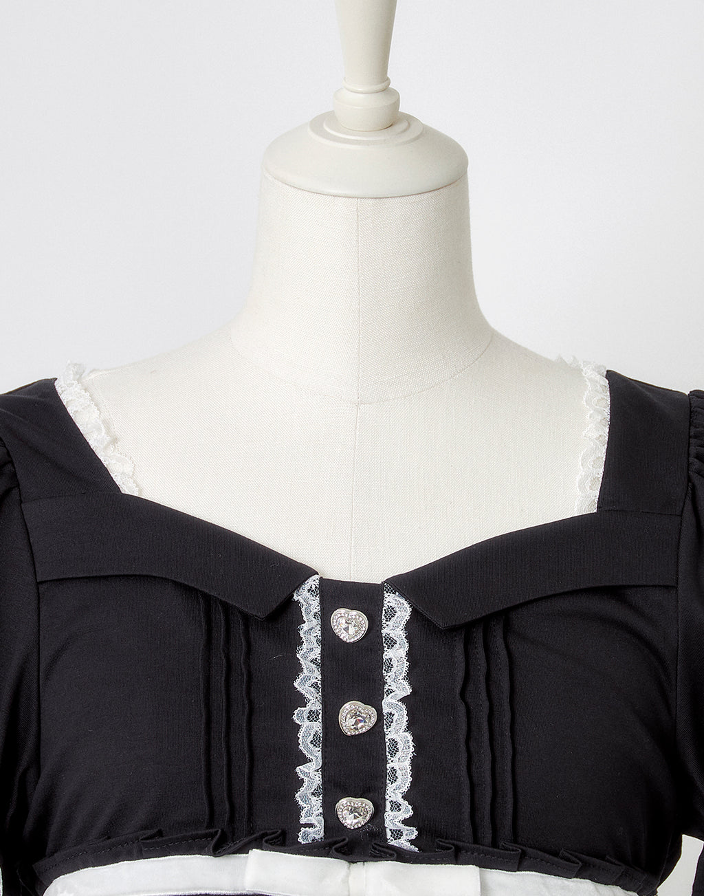 AVENCHUMU Neck ribbon & heart bijou baby doll