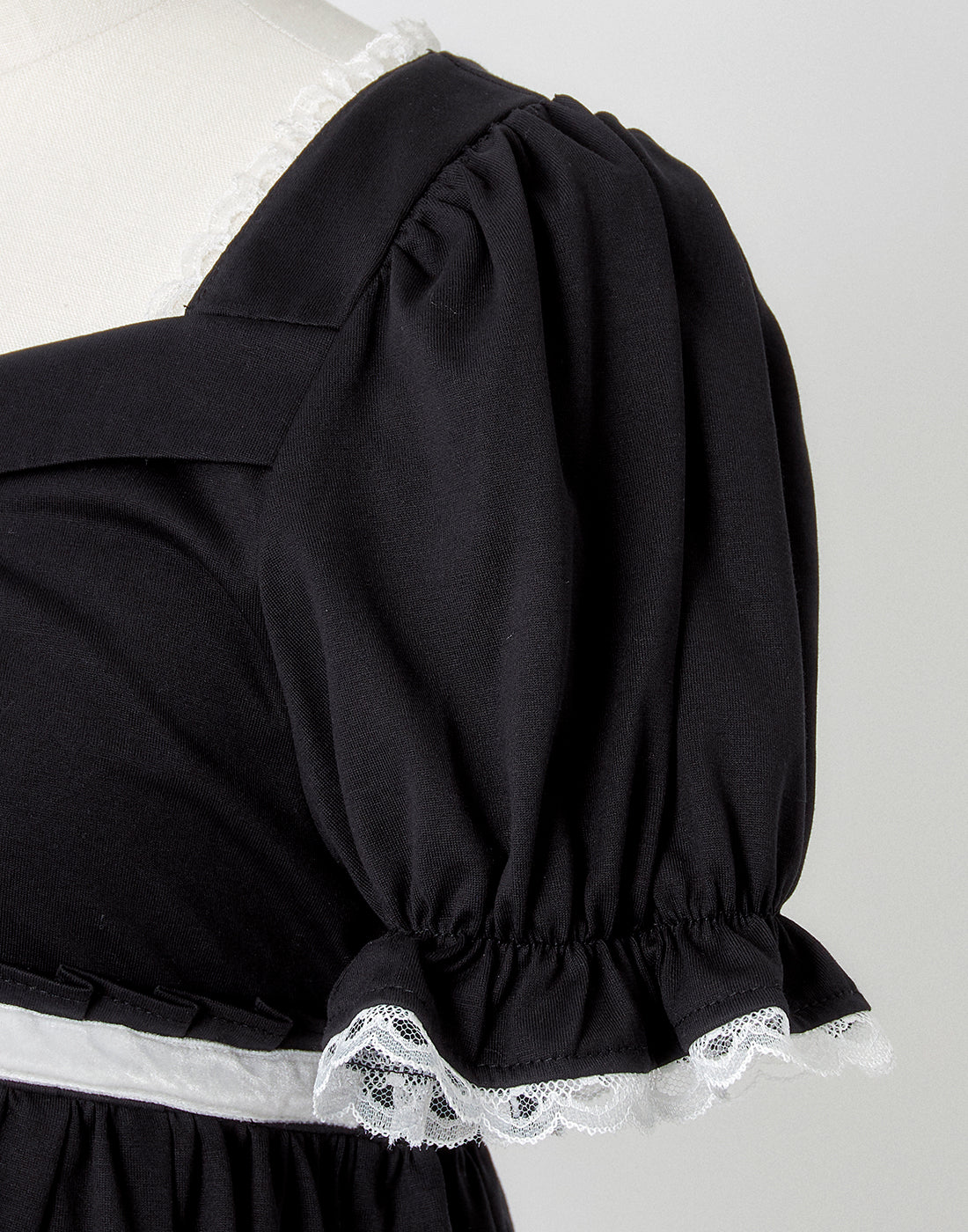 AVENCHUMU Neck ribbon & heart bijou baby doll