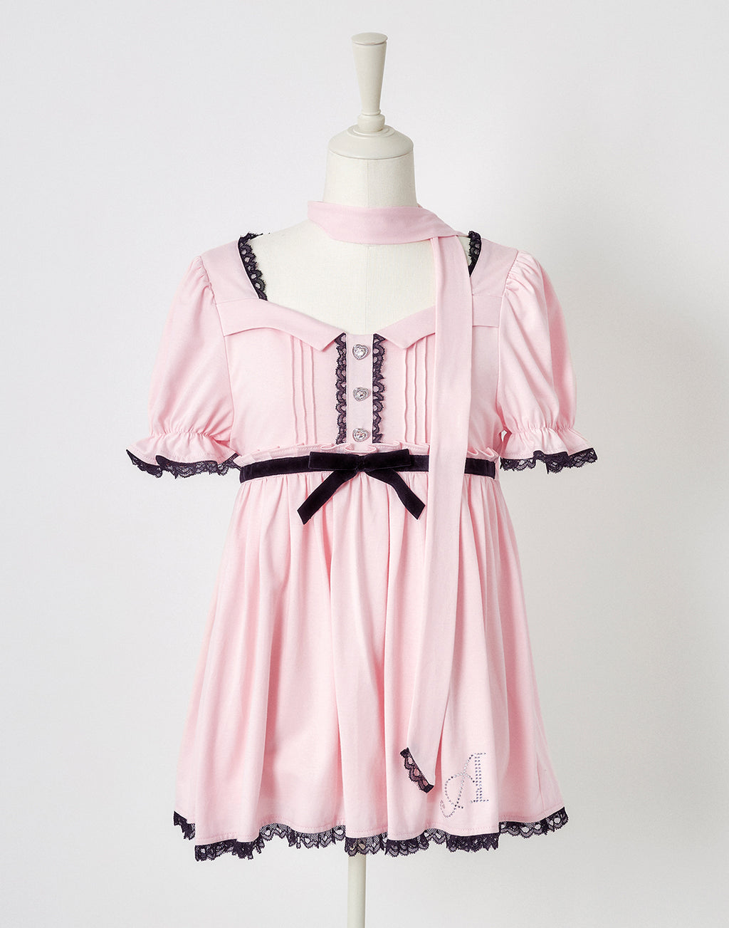 AVENCHUMU Neck ribbon & heart bijou baby doll