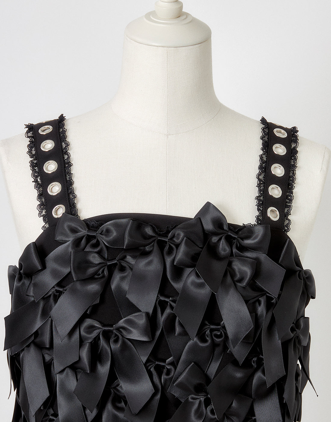 AVENCHUMU  Lethal ribbon tops