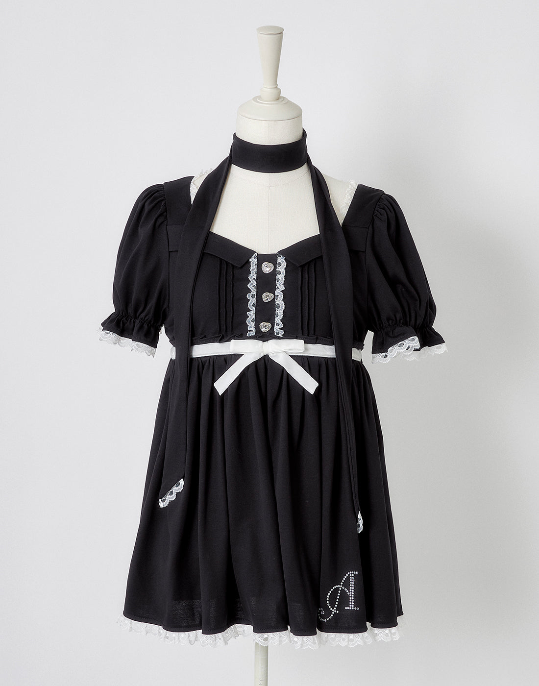 AVENCHUMU Neck ribbon & heart bijou baby doll