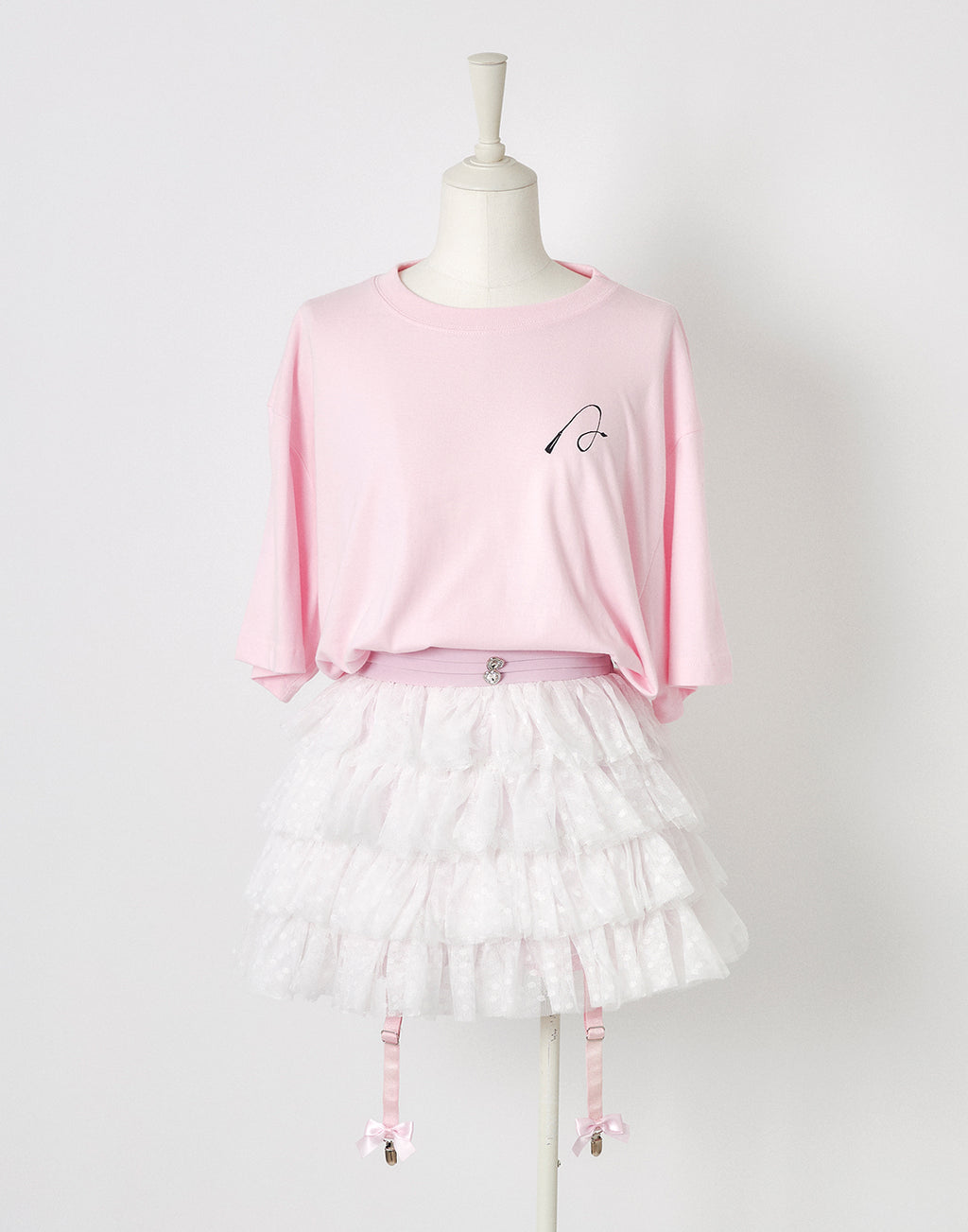 AVENCHUMU Lady T-shirt