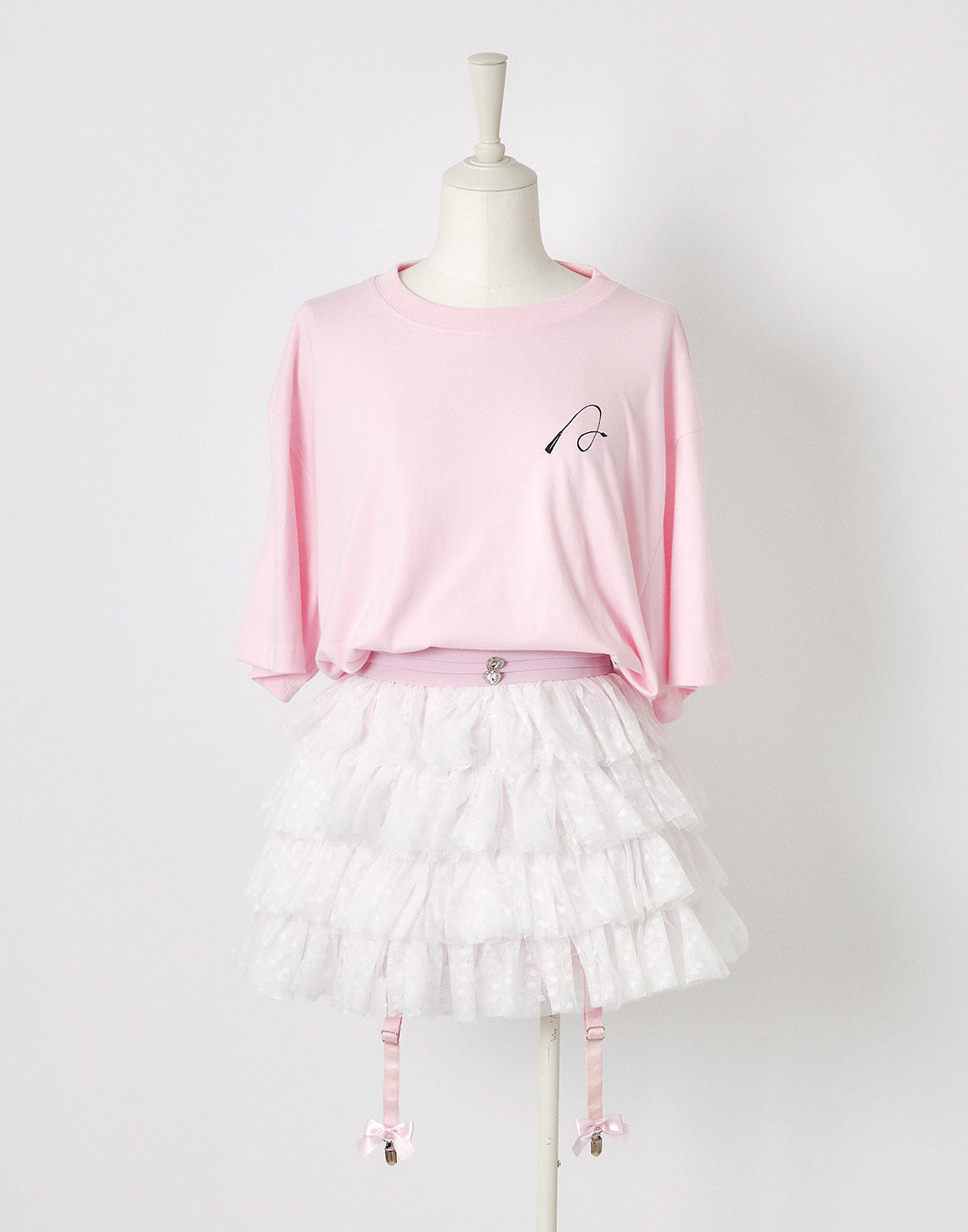 AVENCHUMU Lady T-shirt