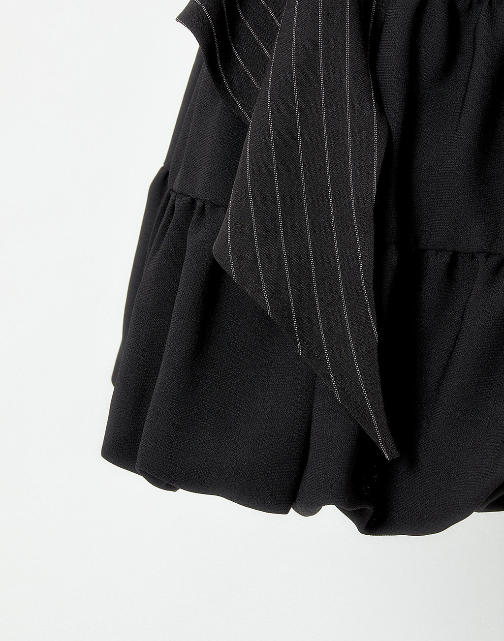 <Deliver in Late September> AVENCHUMU Stripe ruffle frill corset balloon one piece