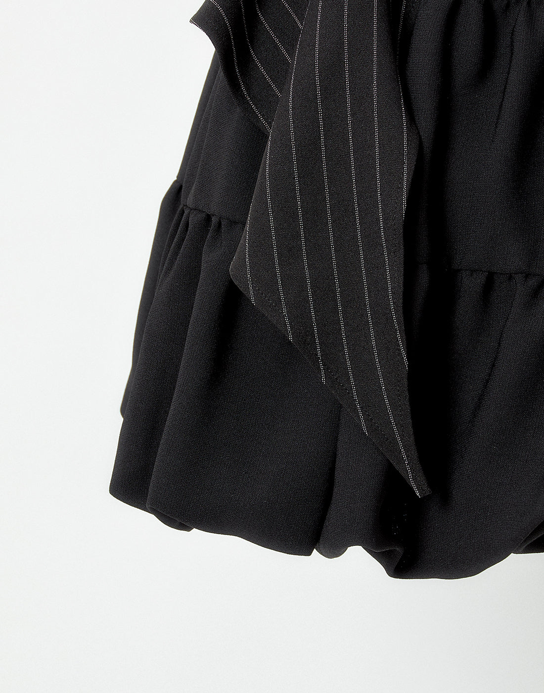 <Deliver in Late September> AVENCHUMU Stripe ruffle frill corset balloon one piece