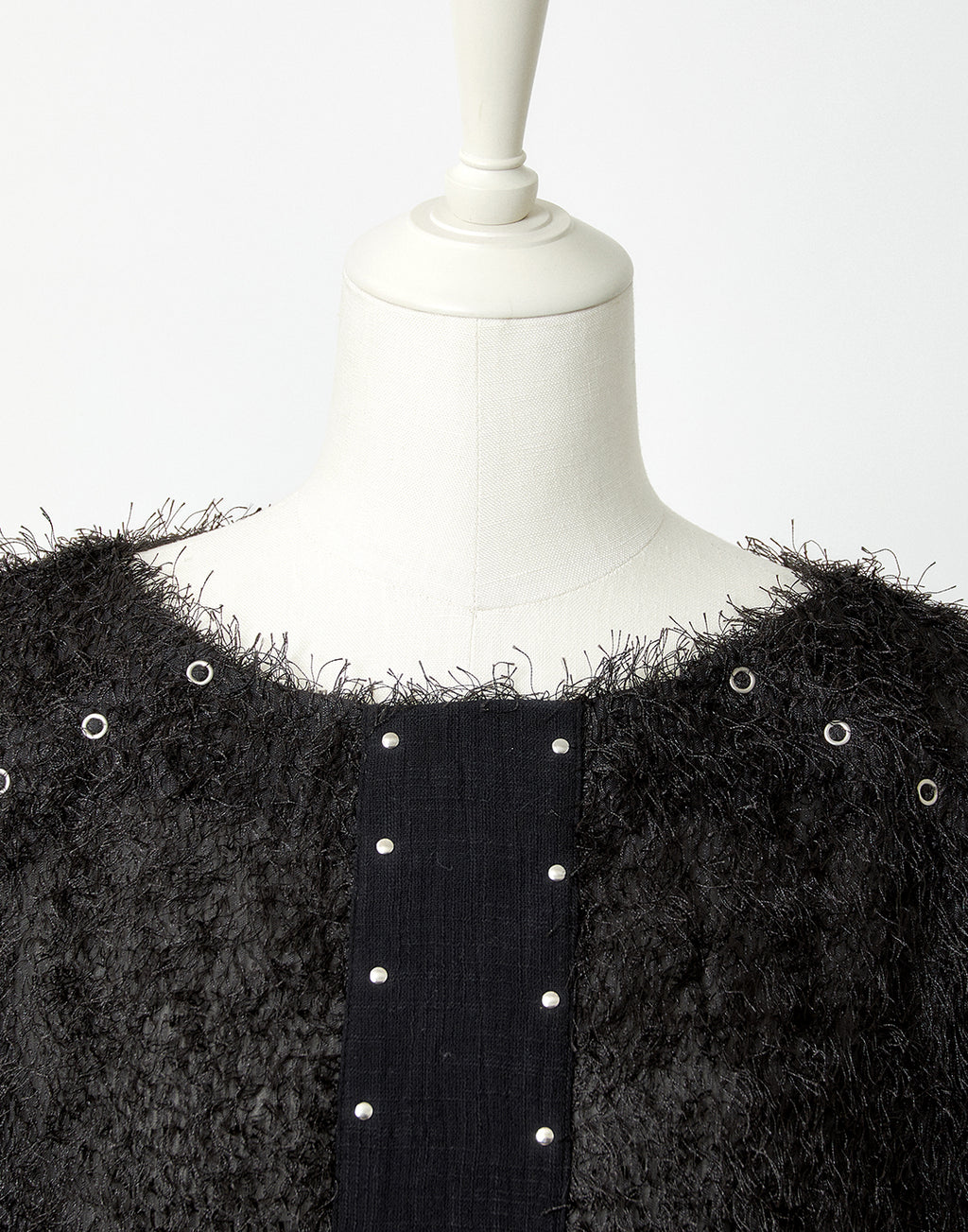 <Deliver in Late September> AVENCHUMU Studs cross shaggy tops
