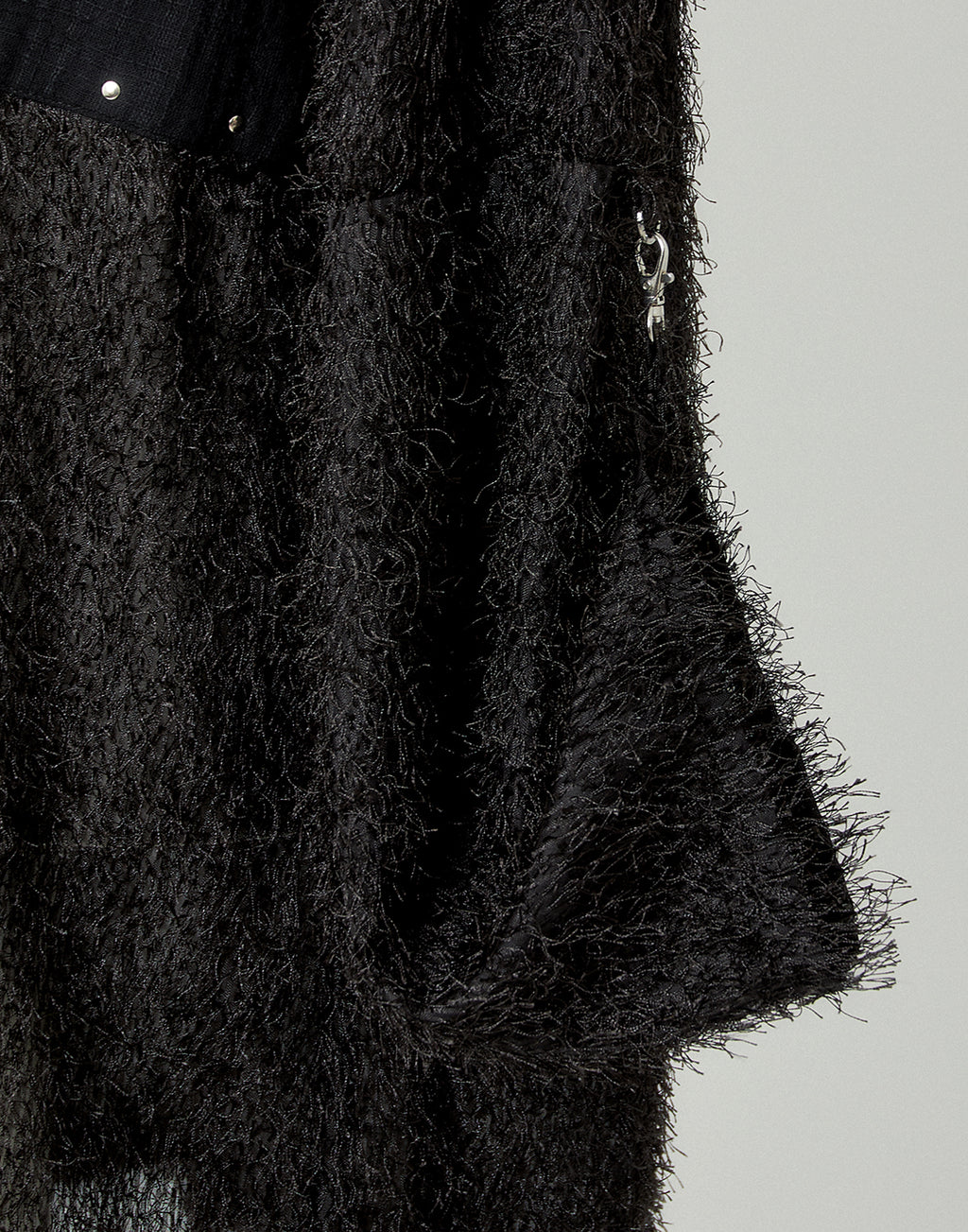 <Deliver in Late September> AVENCHUMU Studs cross shaggy tops