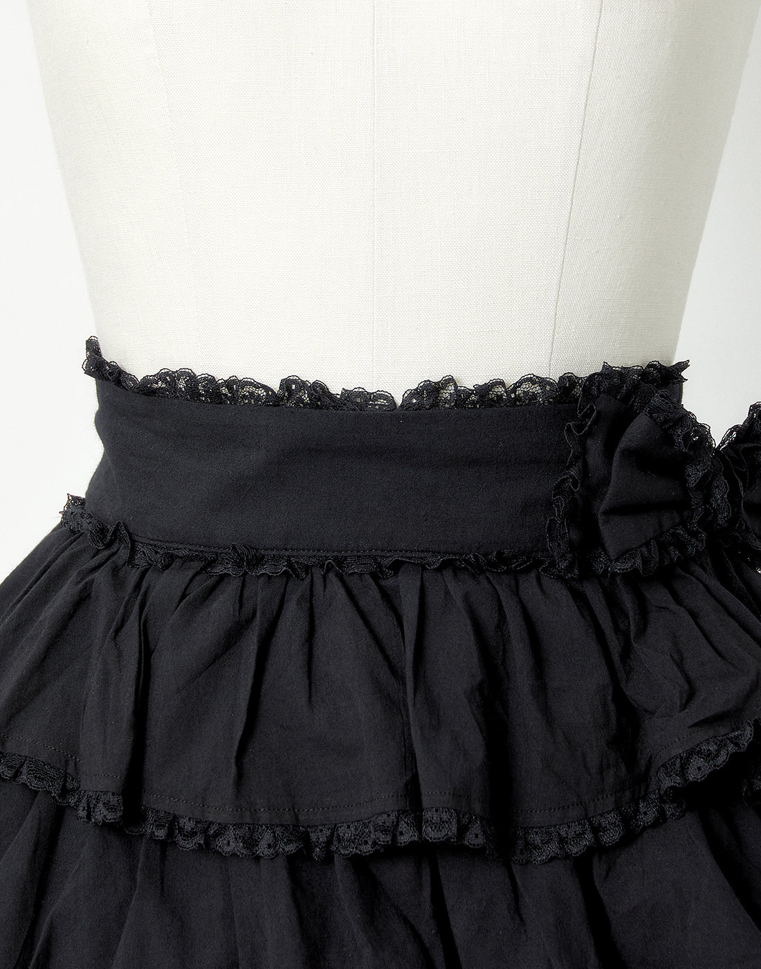 <Deliver in Late September> AVENCHUMU Ruffle frill ribbon tiered skirt