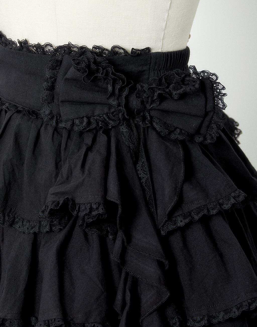 <Deliver in Late September> AVENCHUMU Ruffle frill ribbon tiered skirt