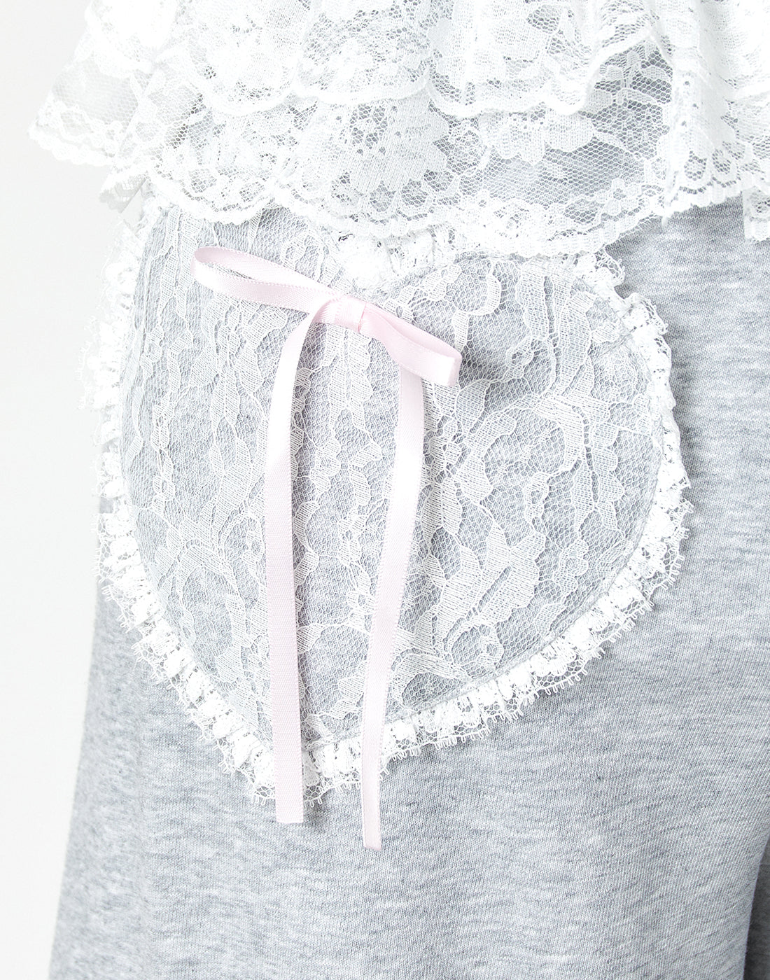 <Deliver in Late September> AVENCHUMU Tutu lace sweat ribbon pants