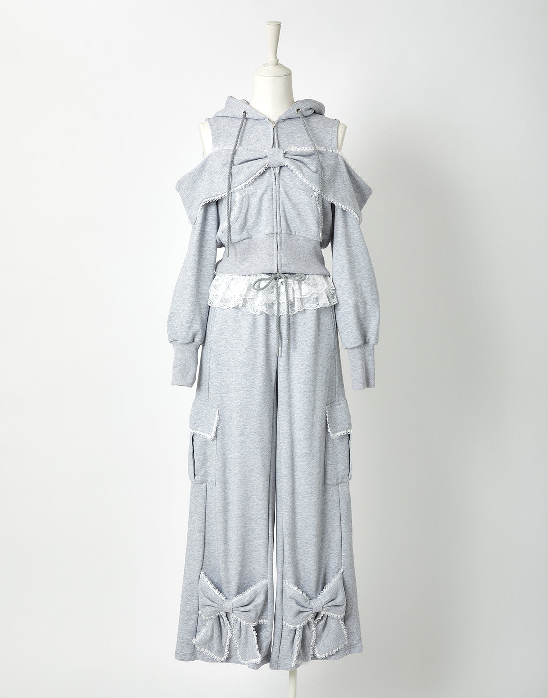 <Deliver in Late September> AVENCHUMU Tutu lace sweat ribbon pants